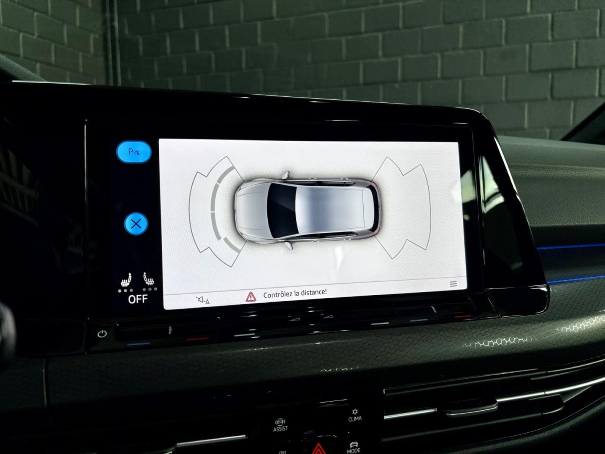 VW Golf GTI 2.0 TSI BVM6 245 CV *BOITE MECA* ACC * CARPLAY* (2023) - Photo 15
