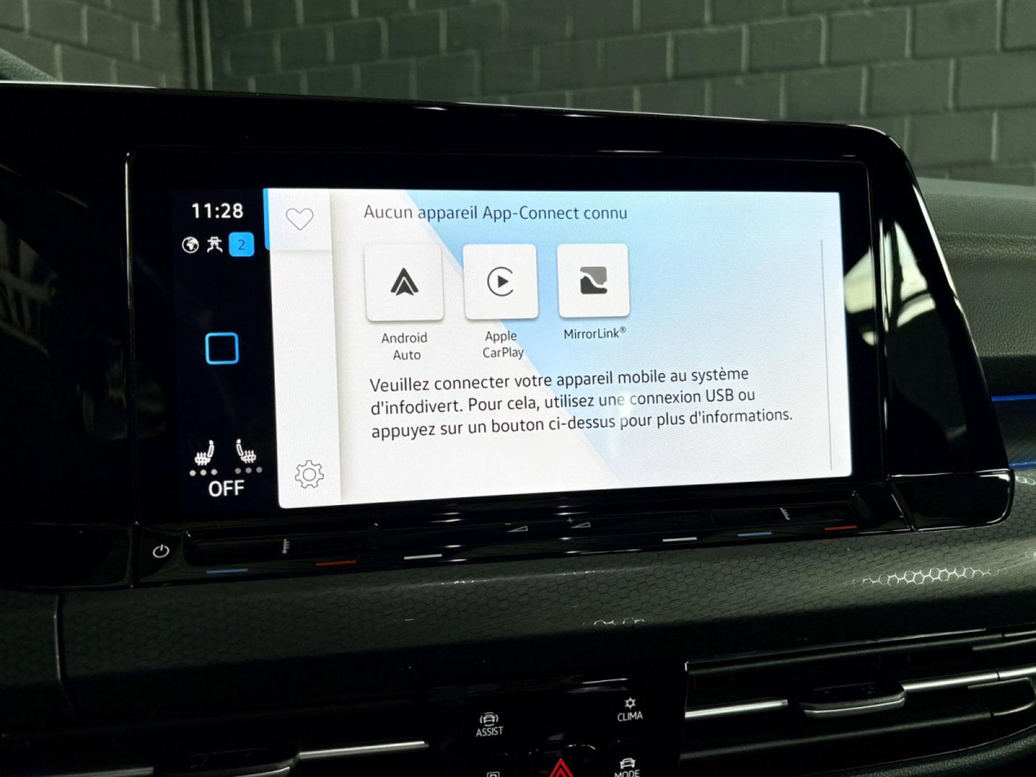 VW Golf GTI 2.0 TSI BVM6 245 CV *BOITE MECA* ACC * CARPLAY* (2023) - Photo 16
