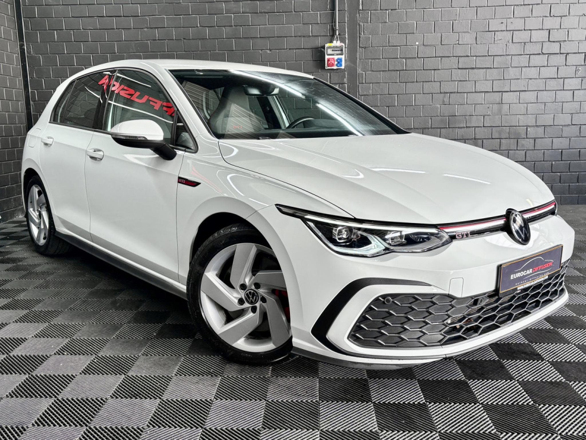 VW Golf GTI 2.0 TSI BVM6 245 CV *BOITE MECA* ACC * CARPLAY* (2023) - Photo 3