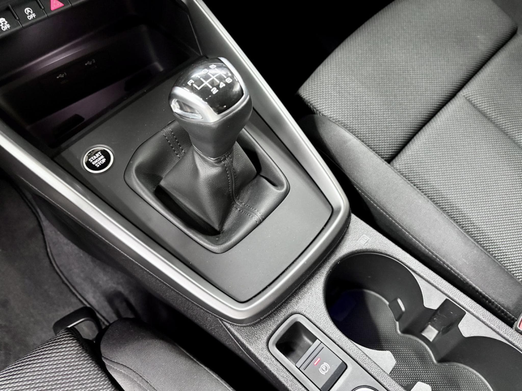 Audi A3 Sportback Advanced 30 TFSI 110 CV *ATTELAGE* * 18" * (2023) - Photo 14