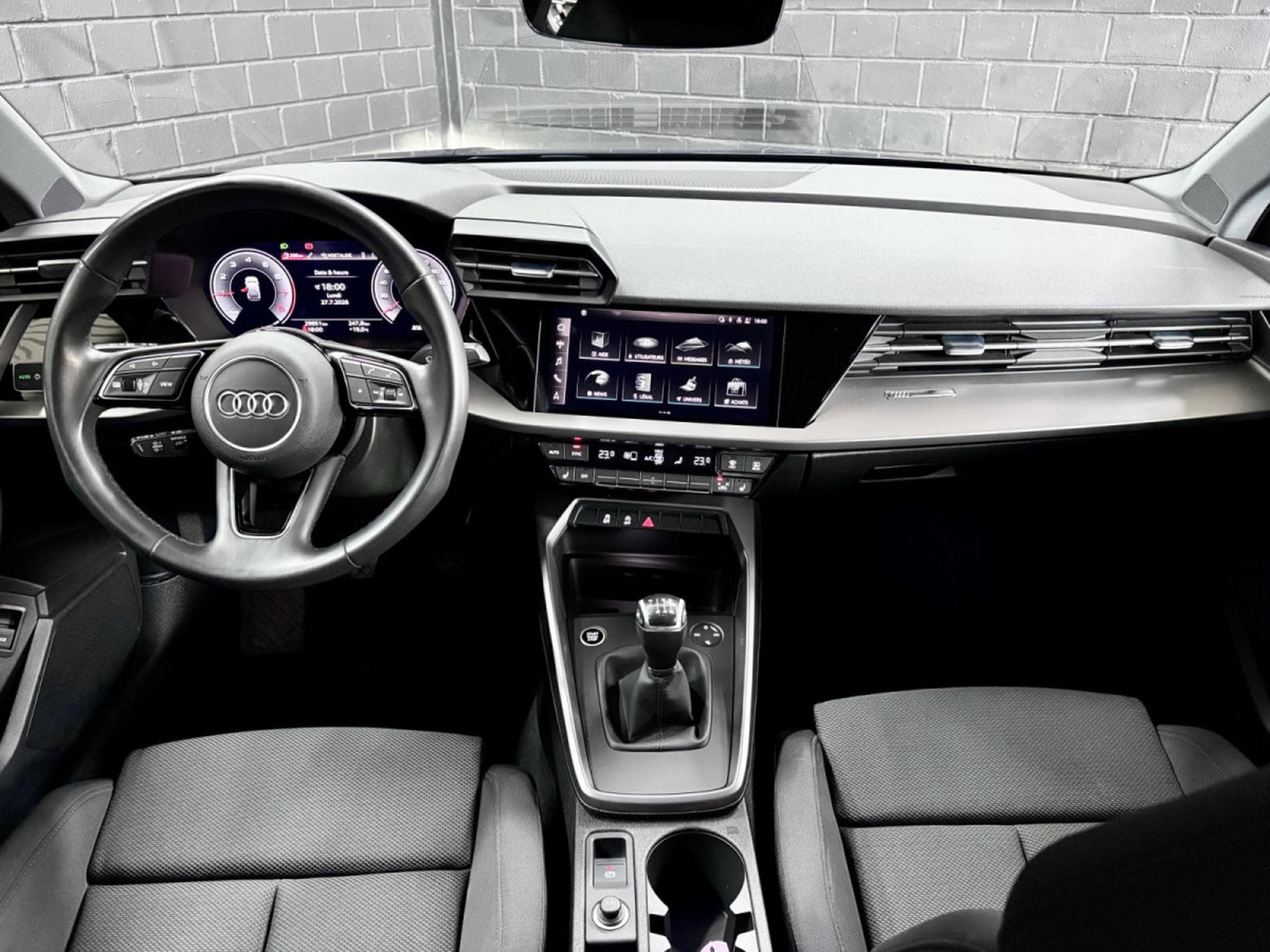 Audi A3 Sportback Advanced 30 TFSI 110 CV *ATTELAGE* * 18" * (2023) - Photo 9
