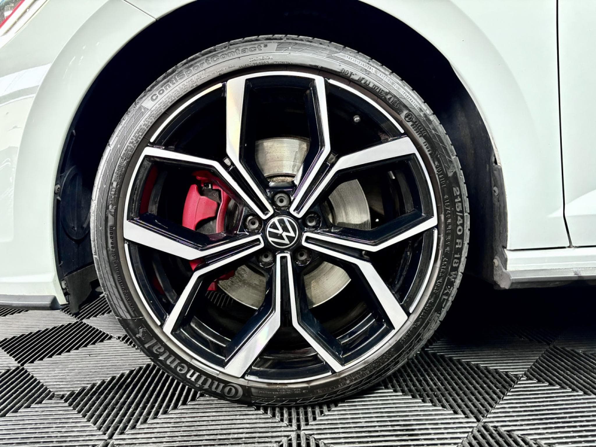 VW Polo 2.0 TSI 207 CV DSG7 *CAM* BEATS * MATRIX* (2023) - Photo 12
