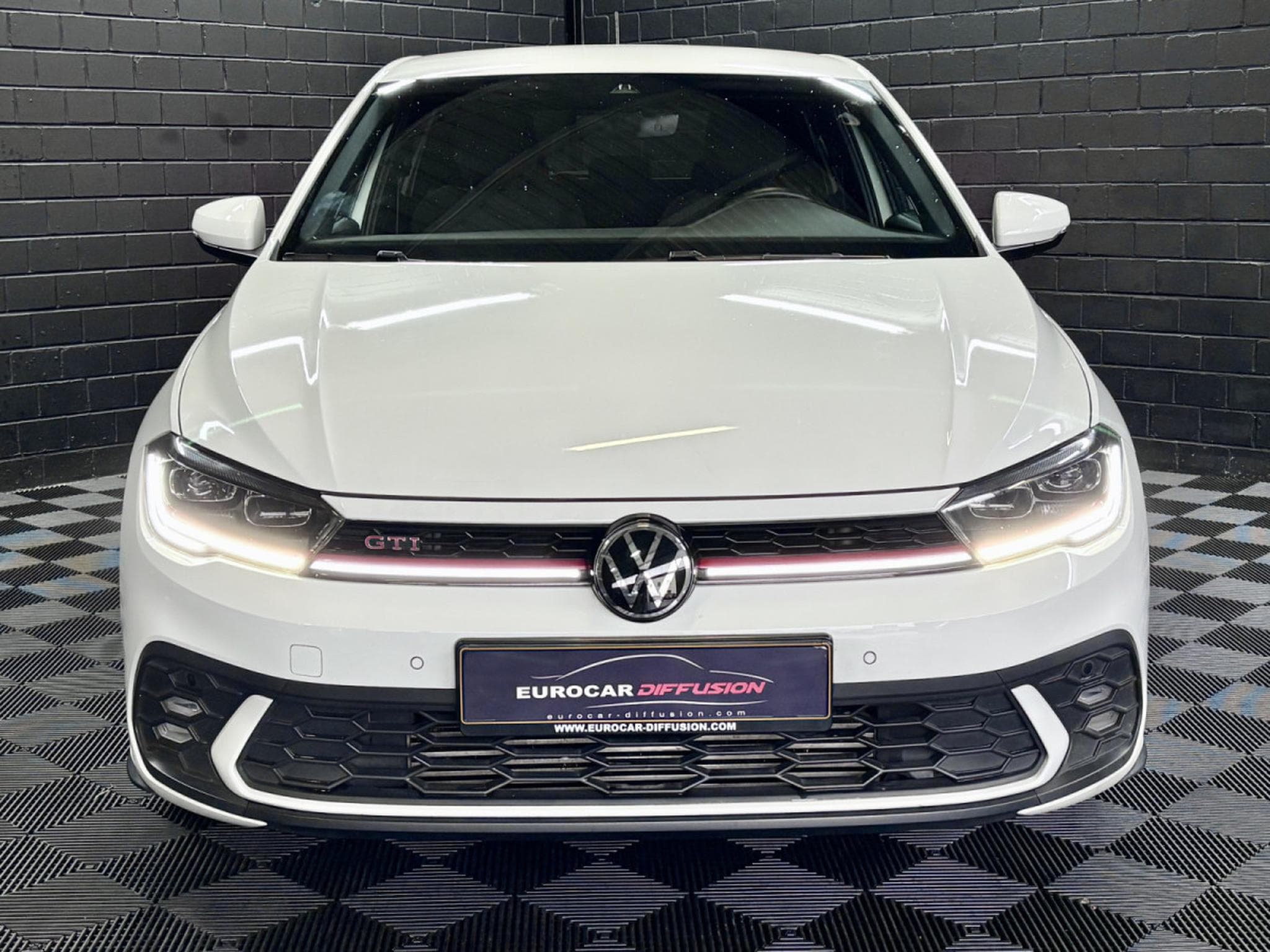VW Polo 2.0 TSI 207 CV DSG7 *CAM* BEATS * MATRIX* (2023) - Photo 2