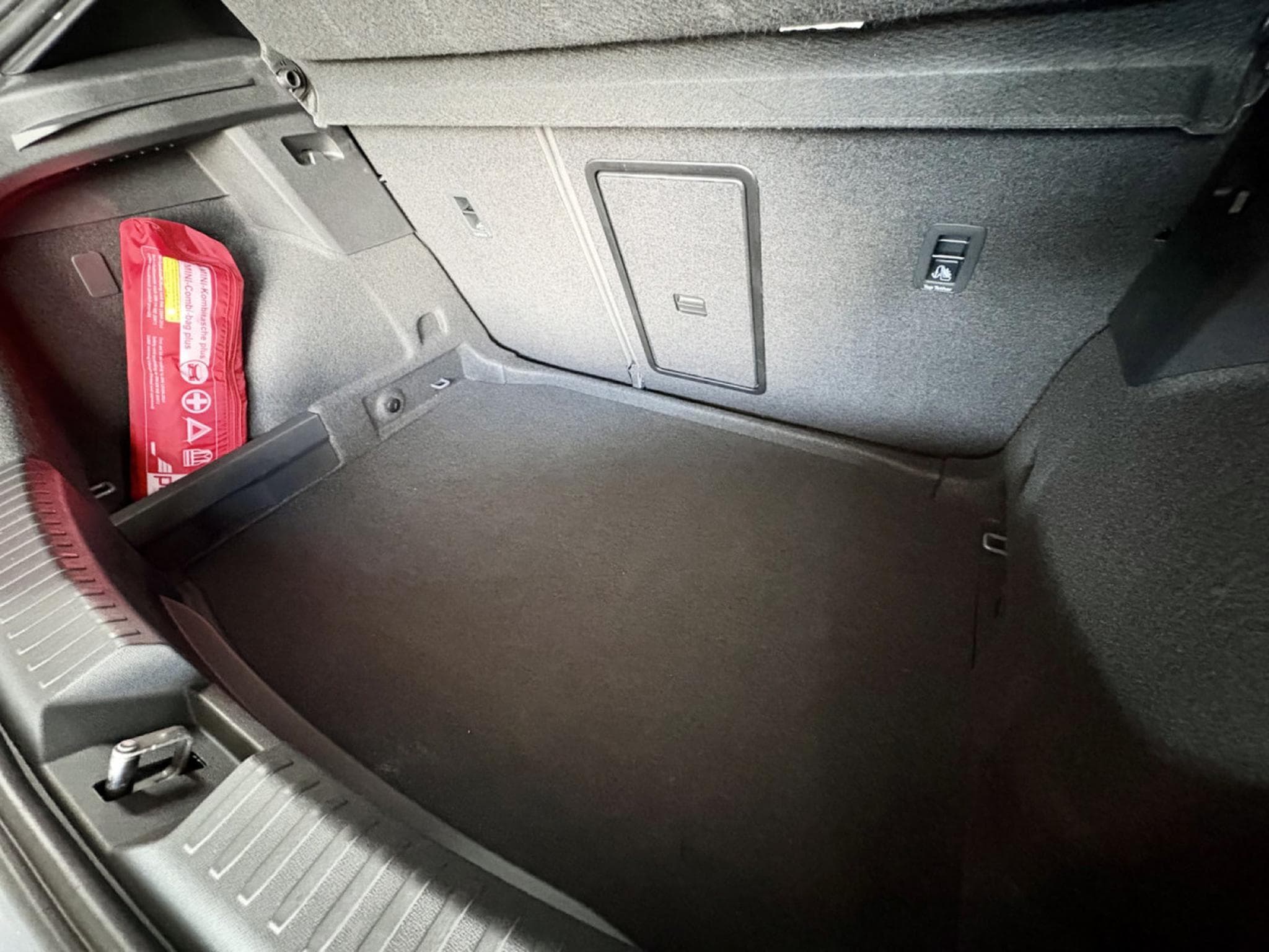 Cupra Leon VZ CUP 2.0 TSI 300CV * PANO * VSS * BEATS * CARBONE * (2024) - Photo 22