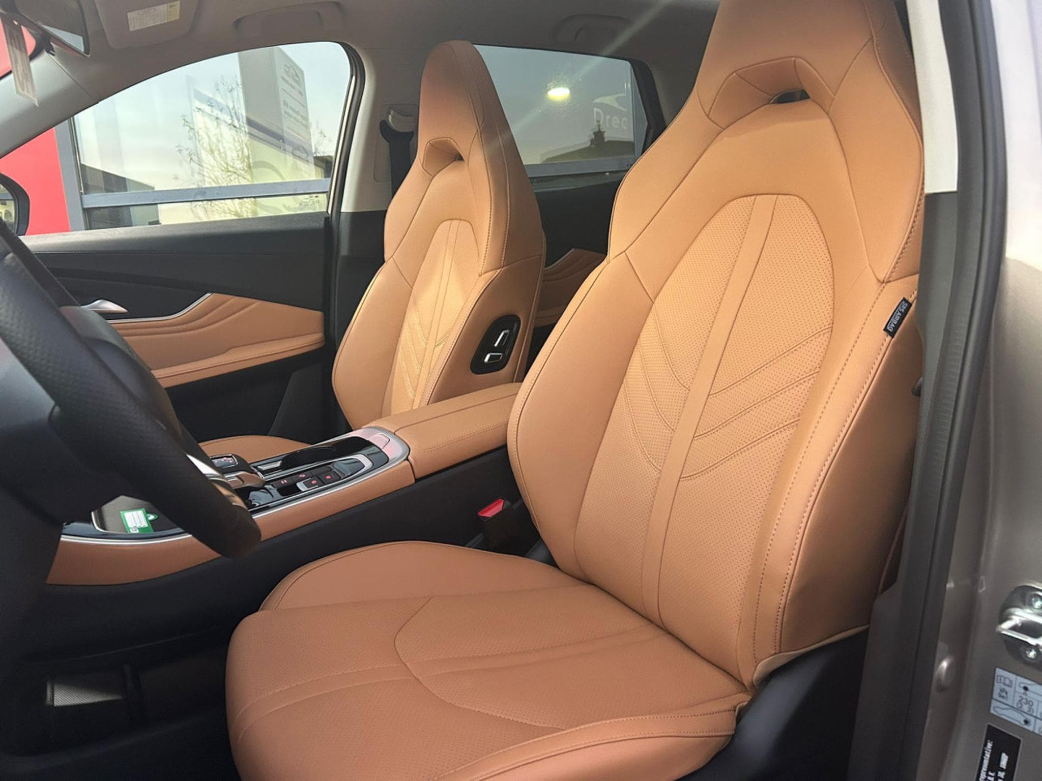 Forthing T5 EVO 1.5 TURBO AUTO FULL OPTIONS (2026) - Photo 11