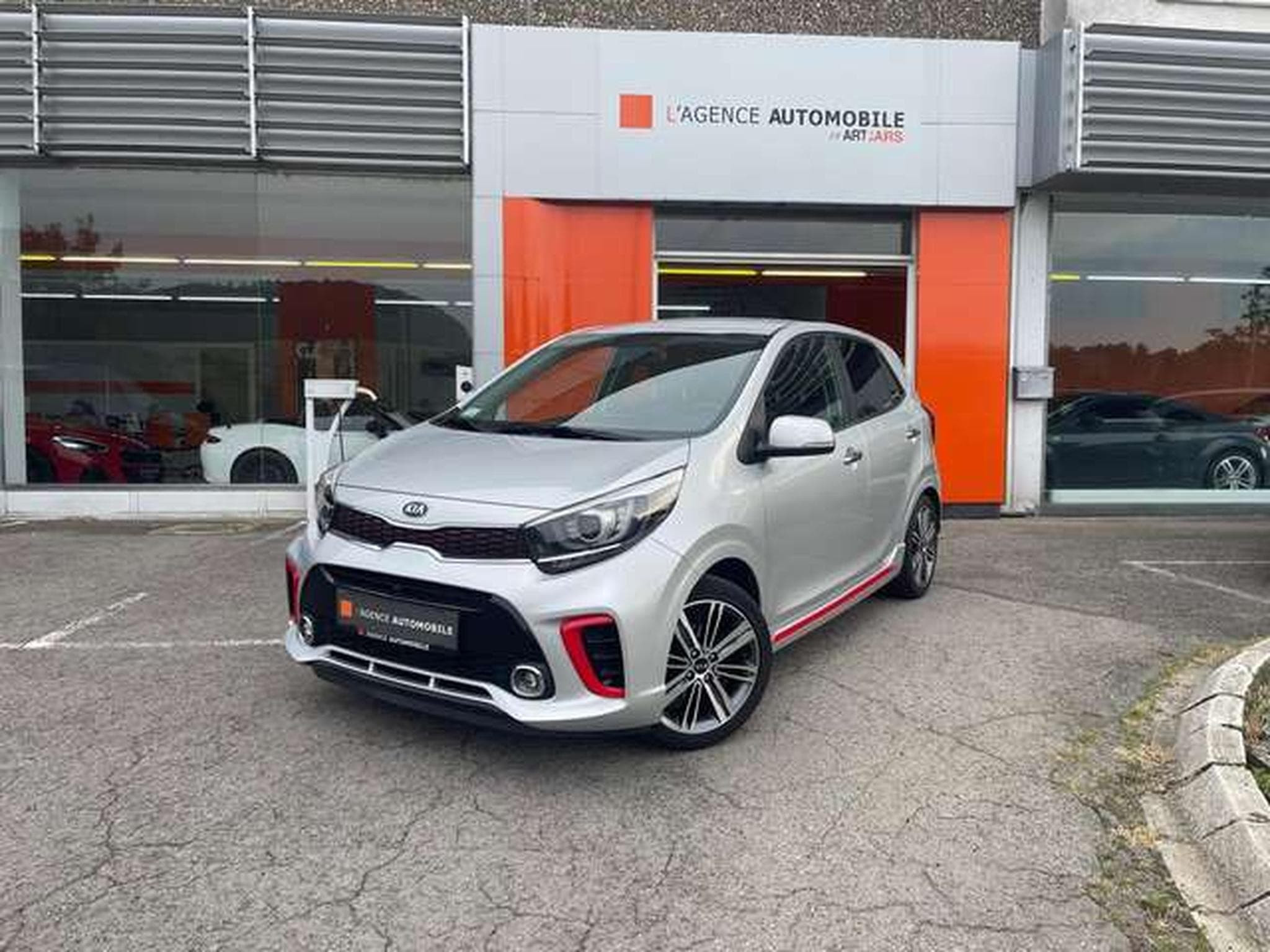 Kia Picanto GT LINE - GARANTIE JUSQU'A 36 MOIS (2020) - Photo 2