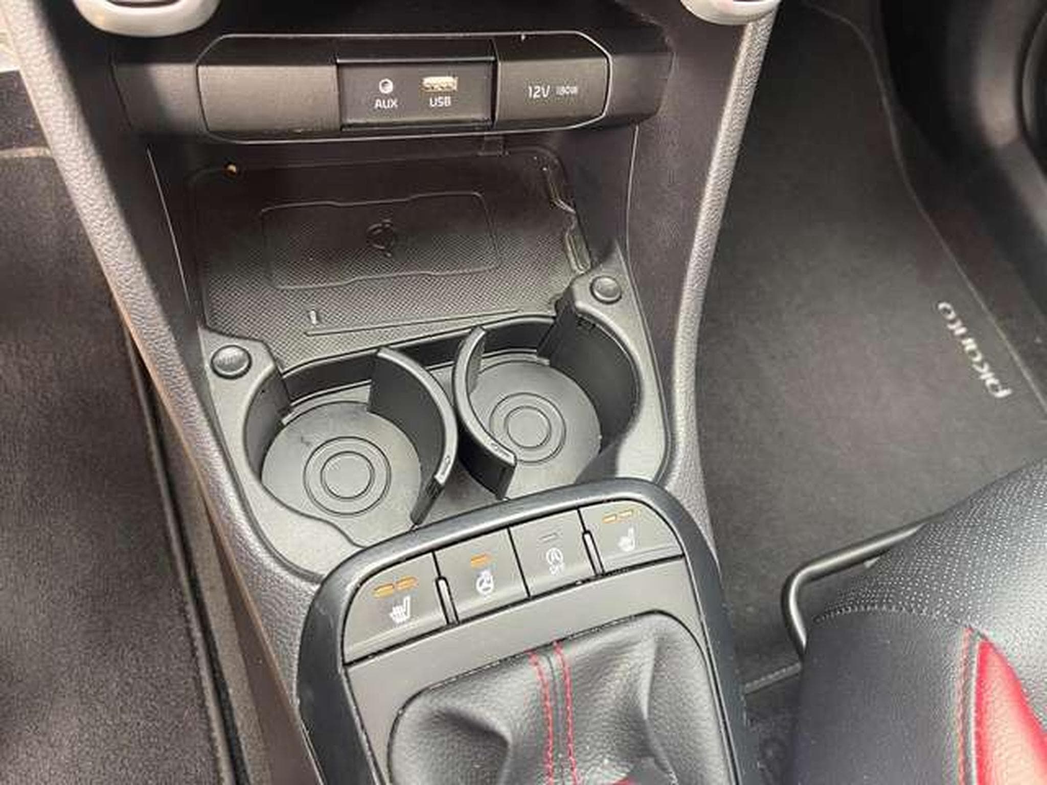 Kia Picanto GT LINE - GARANTIE JUSQU'A 36 MOIS (2020) - Photo 20