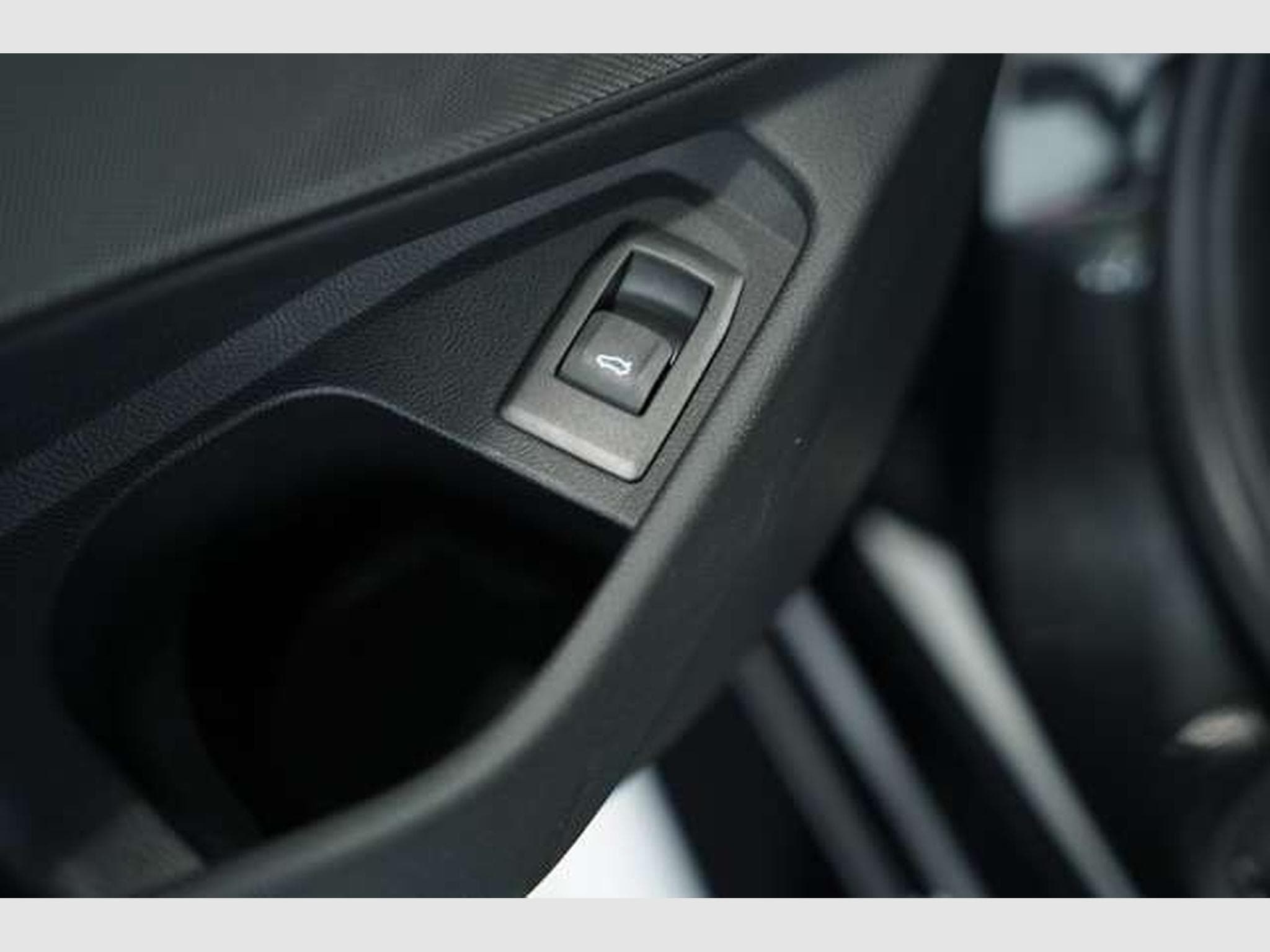 BMW M3 xD Competition 1.H *20 *H&K *Carbon (2022) - Photo 28