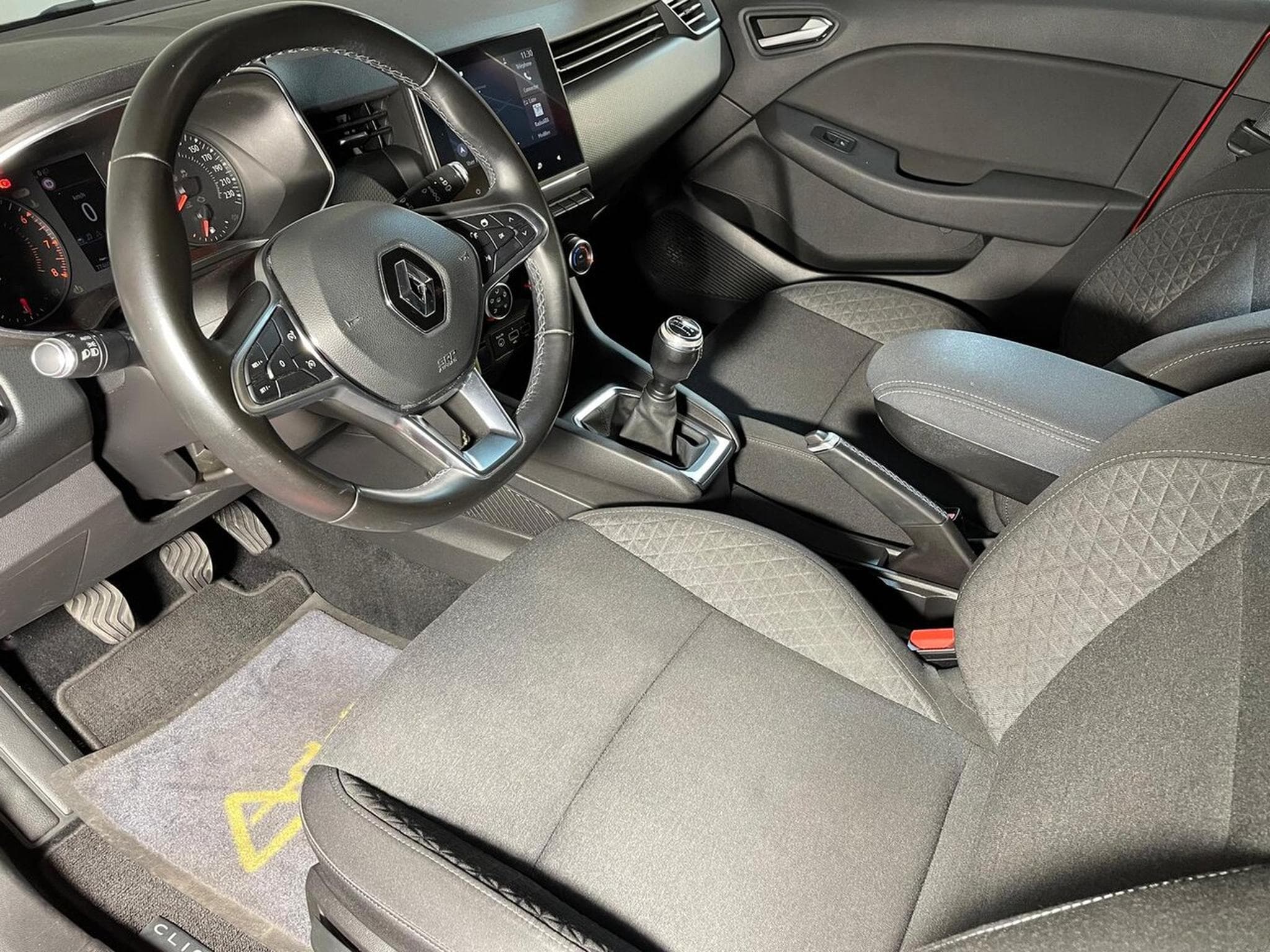 Renault Clio V 1.0 TCE 100 CORPORATE GPS BLUETOOTH (2020) - Photo 6