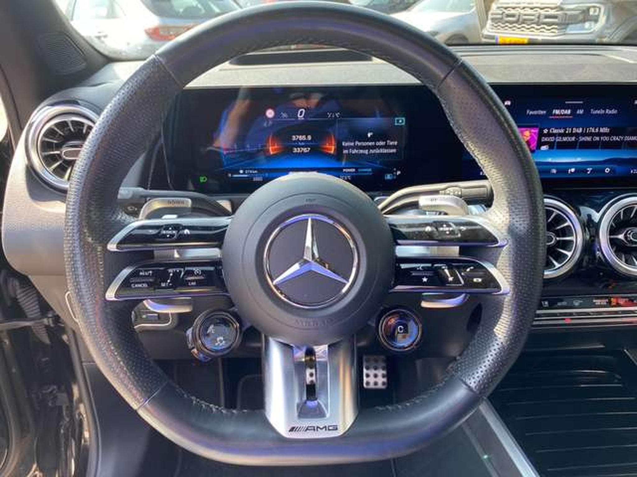 Mercedes GLB 35 AMG AMG GLB 35 4Matic AMG Speedshift DCT 8G (2024) - Photo 11