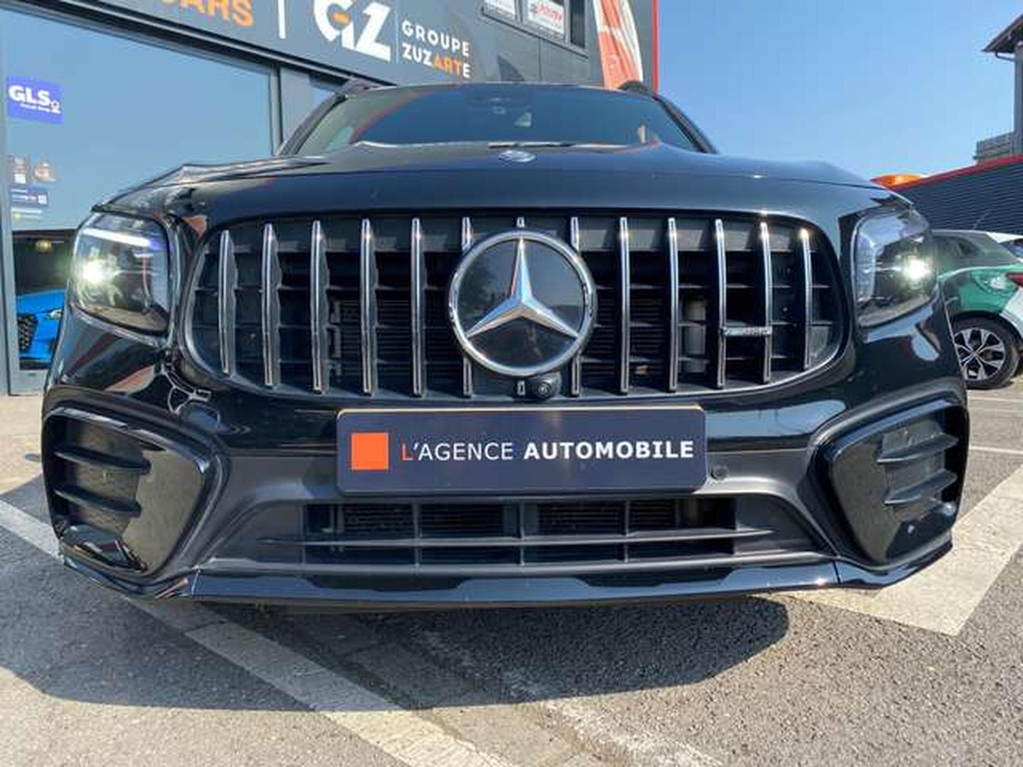 Mercedes GLB 35 AMG AMG GLB 35 4Matic AMG Speedshift DCT 8G (2024) - Photo 3