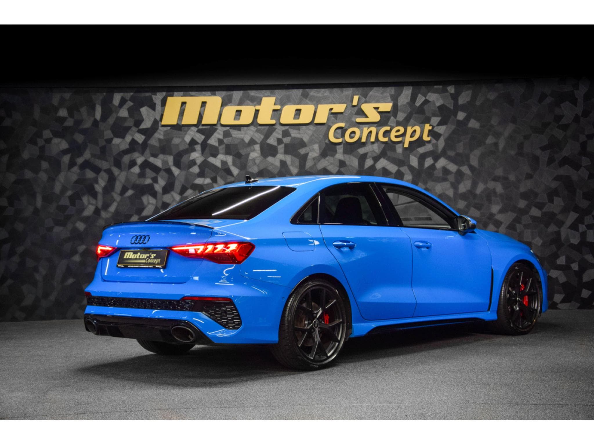 Audi RS3 BERLINE - BLEU TURBO (2022) - Photo 3