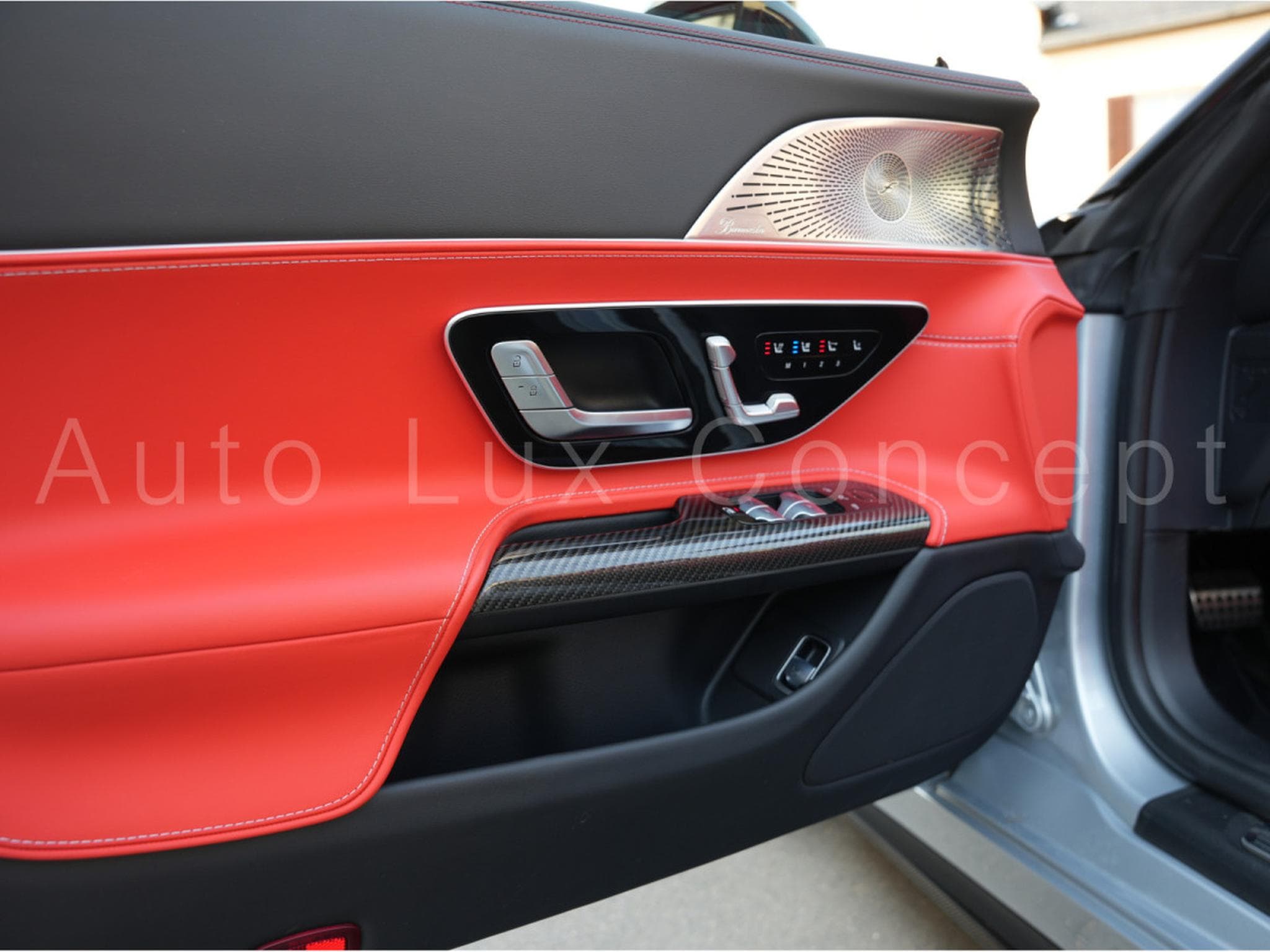 Mercedes SL 63 AMG ROADSTER/CARBON/PREMIUM PLUS (2024) - Photo 14