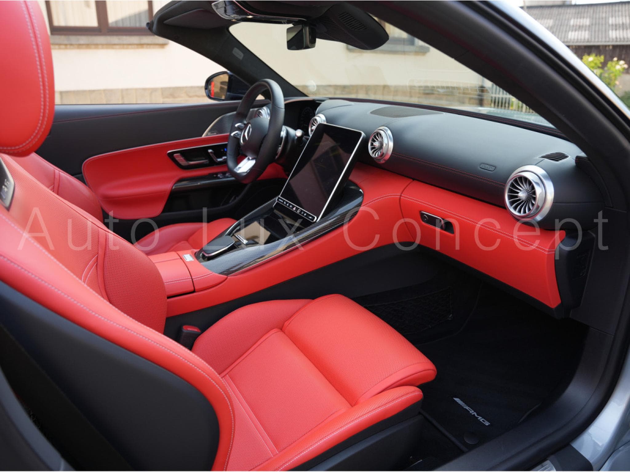 Mercedes SL 63 AMG ROADSTER/CARBON/PREMIUM PLUS (2024) - Photo 8