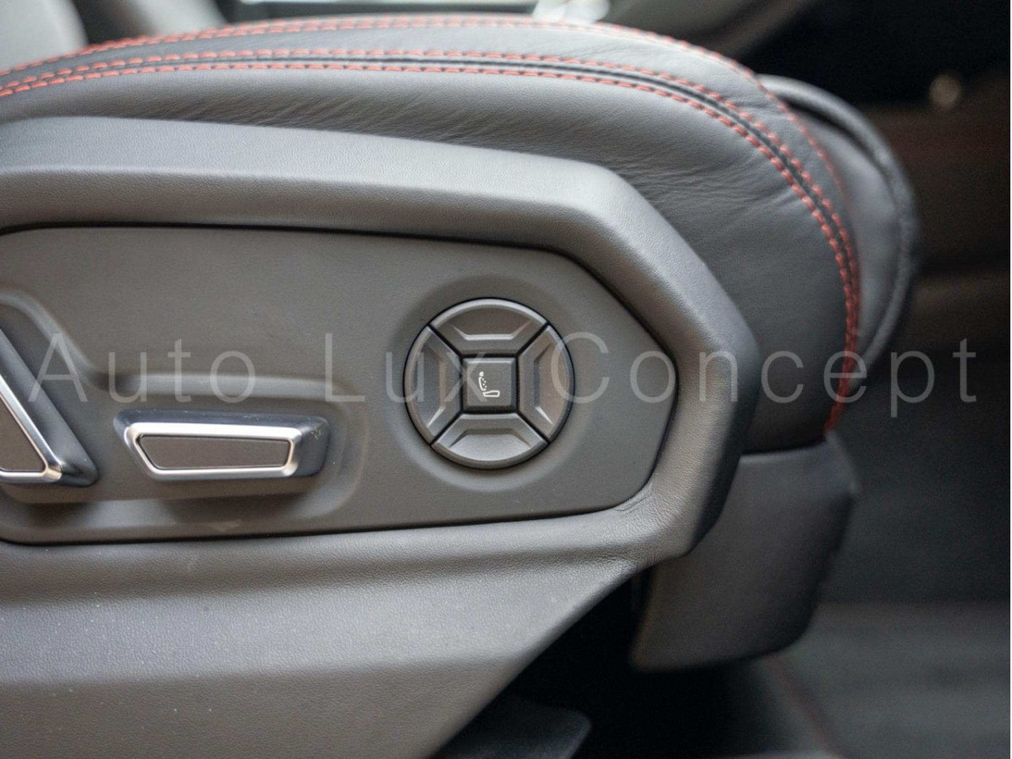 Lamborghini Urus 4.0 V8 (2022) - Photo 24