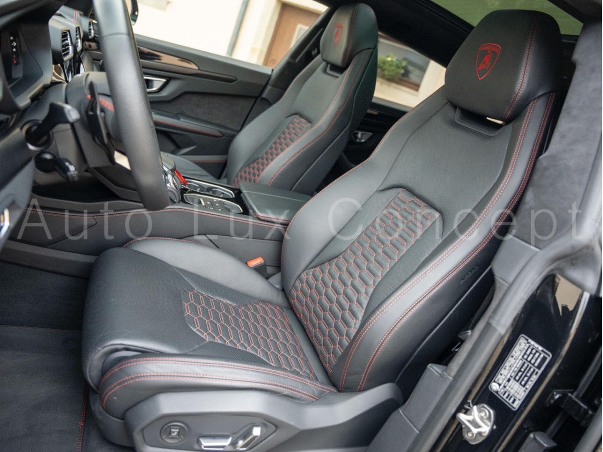 Lamborghini Urus 4.0 V8 (2022) - Photo 7