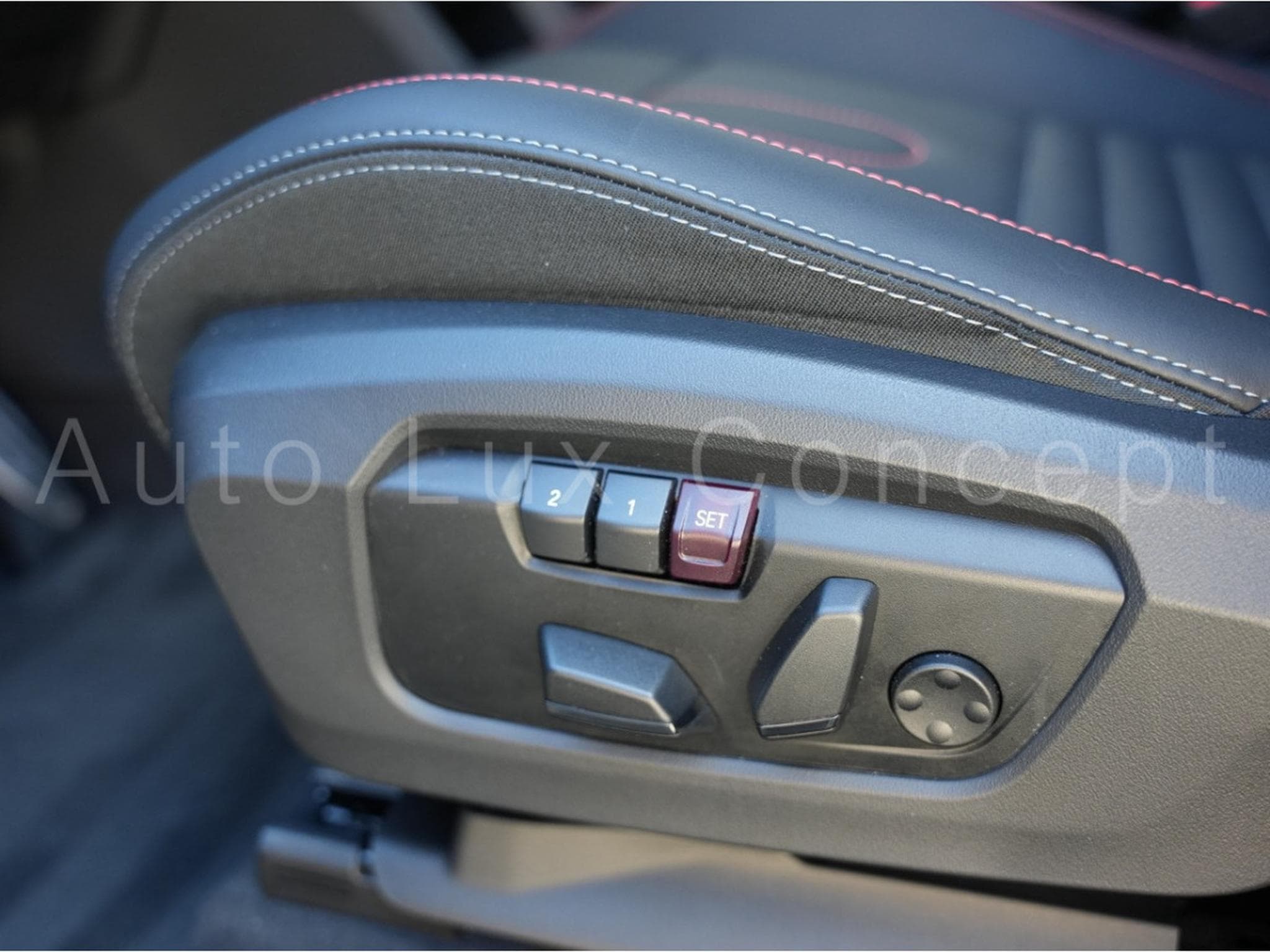Mini Countryman John Cooper Works ALL4 (2024) - Photo 17