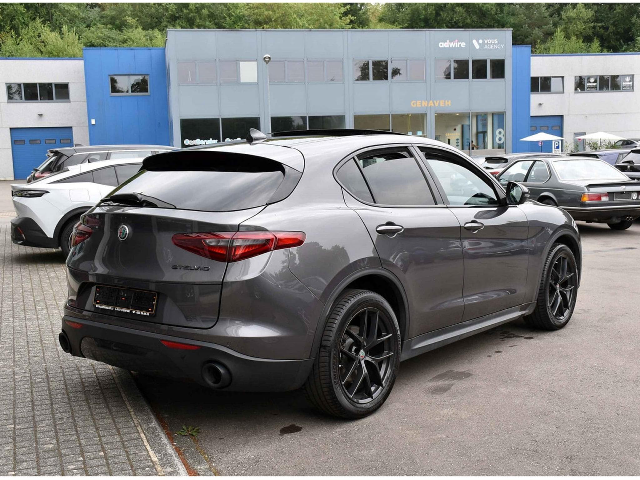 Alfa-Romeo Stelvio 2.0T Q4 Sprint TO CUIR MEMO ACC SIDE LANE GPS CAM 1° MAIN (2020) - Photo 4