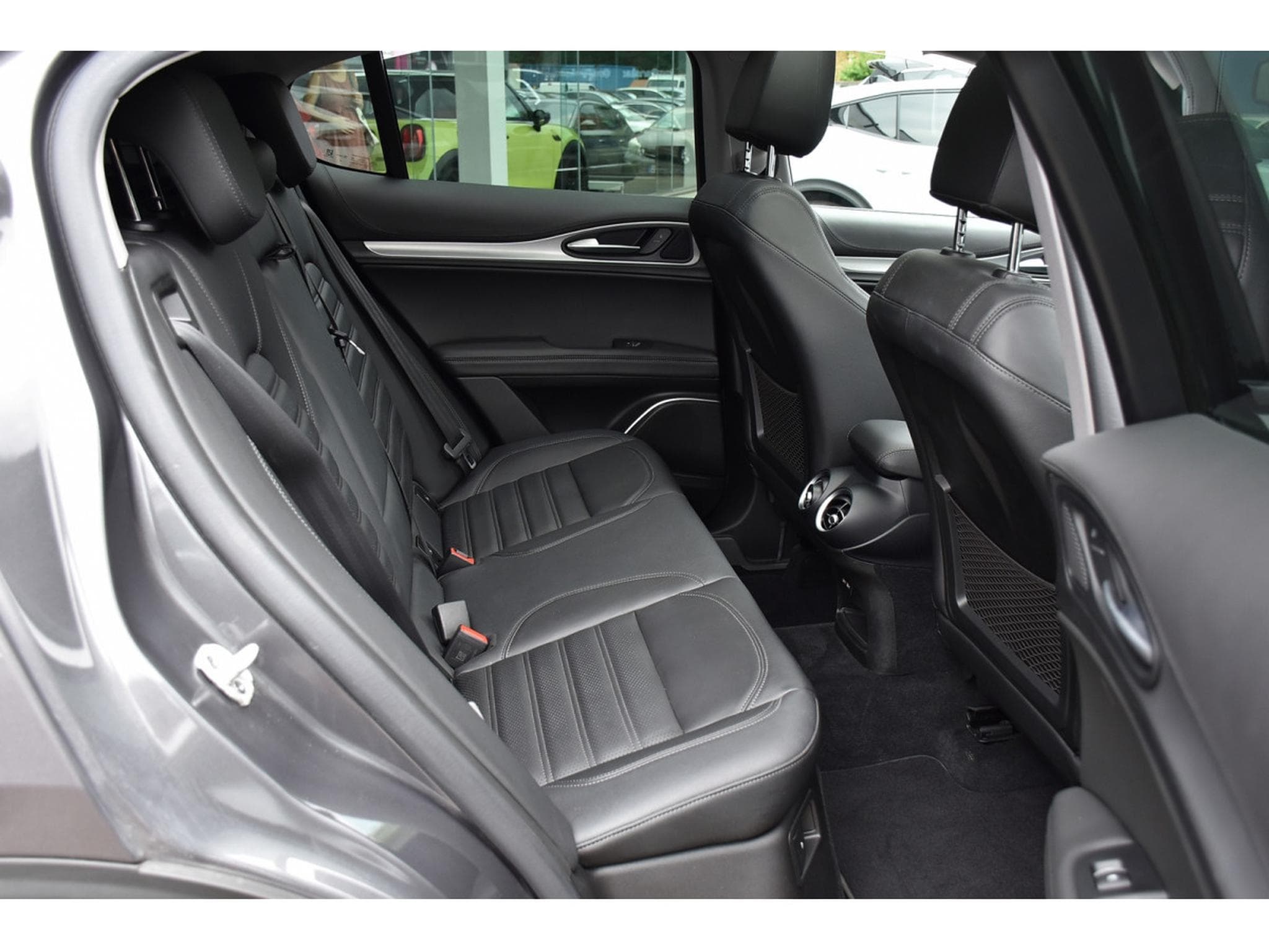 Alfa-Romeo Stelvio 2.0T Q4 Sprint TO CUIR MEMO ACC SIDE LANE GPS CAM 1° MAIN (2020) - Photo 8