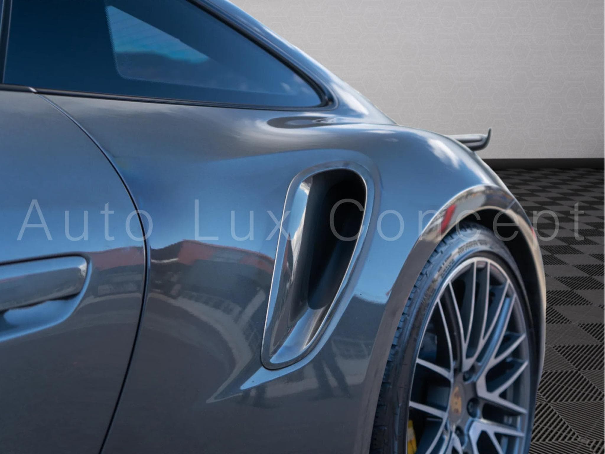 Porsche 911 911 Turbo S Coupé (2021) - Photo 15