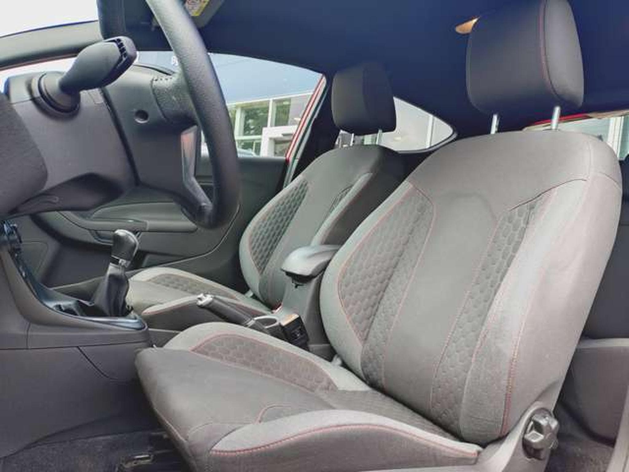 Ford Fiesta ST-Line (2017) - Photo 4