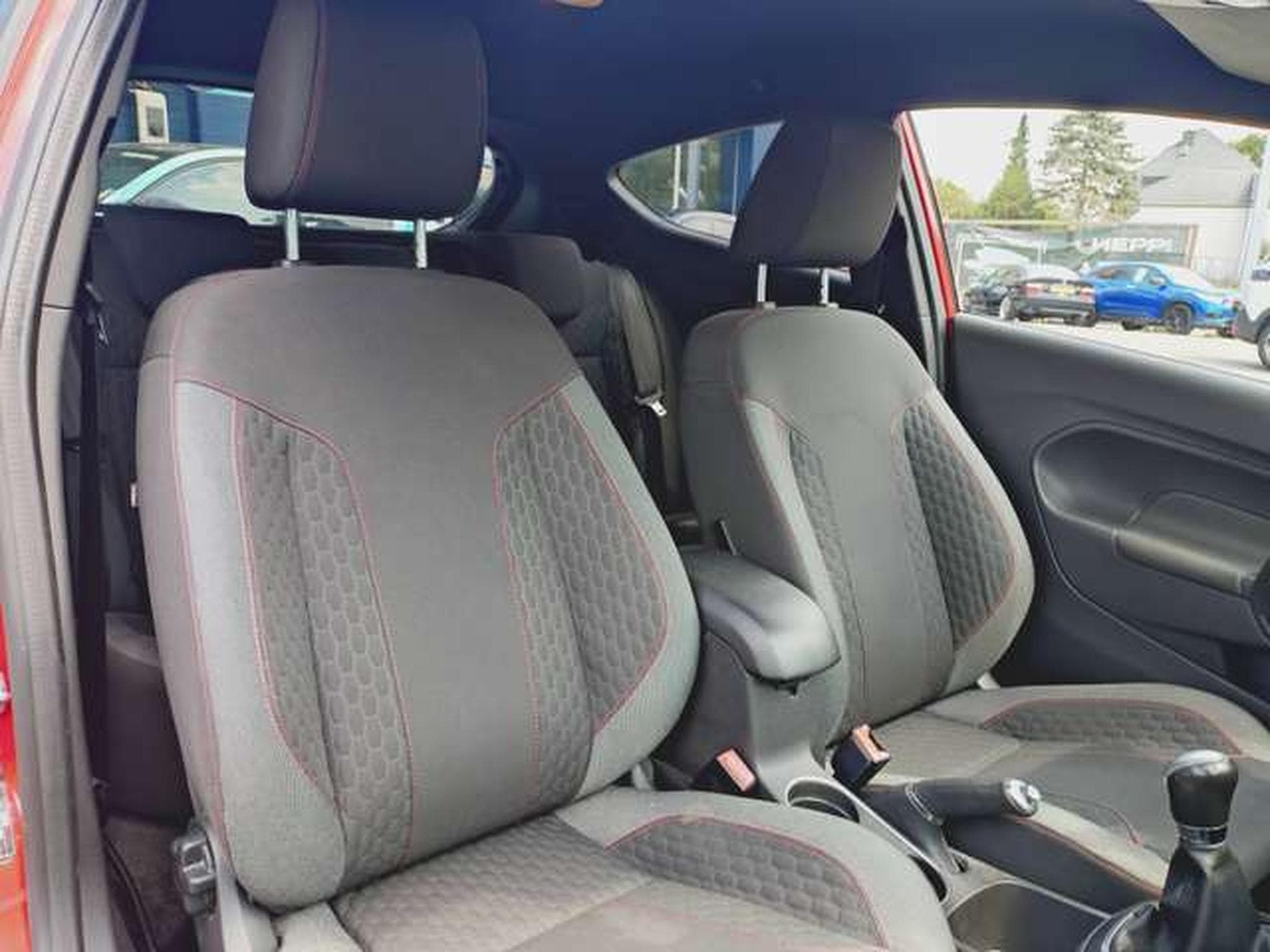 Ford Fiesta ST-Line (2017) - Photo 6