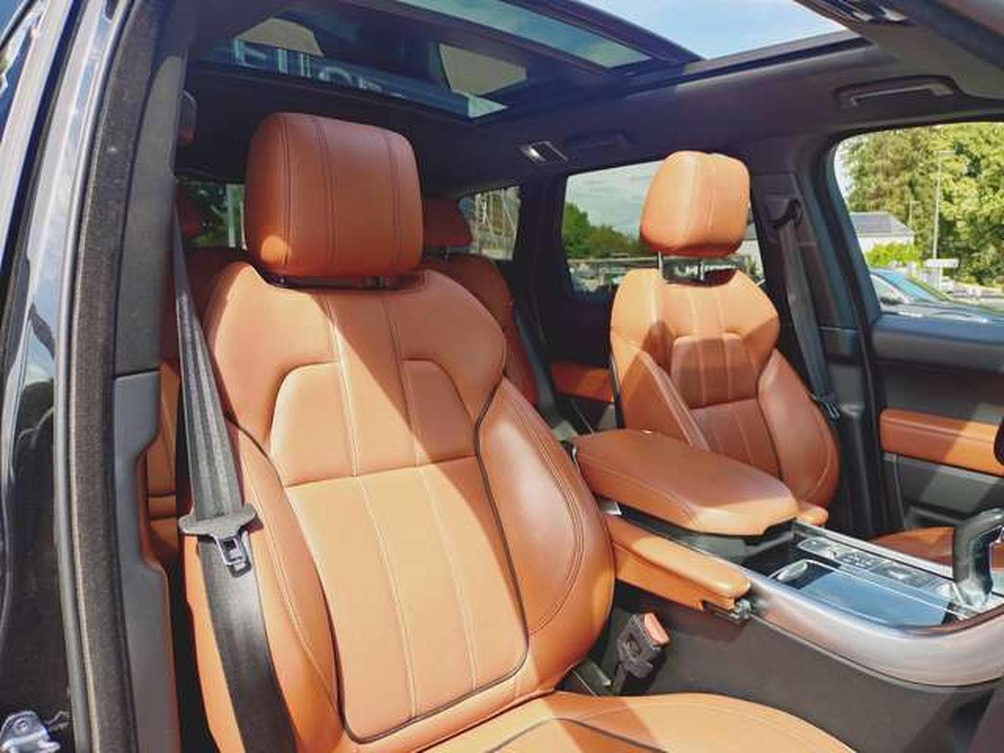 Land-Rover Range Rover Sport HSE (2017) - Photo 10