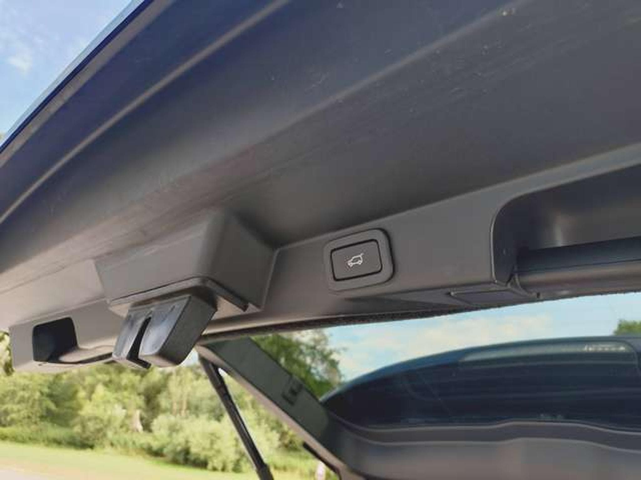 Land-Rover Range Rover Sport HSE (2017) - Photo 15