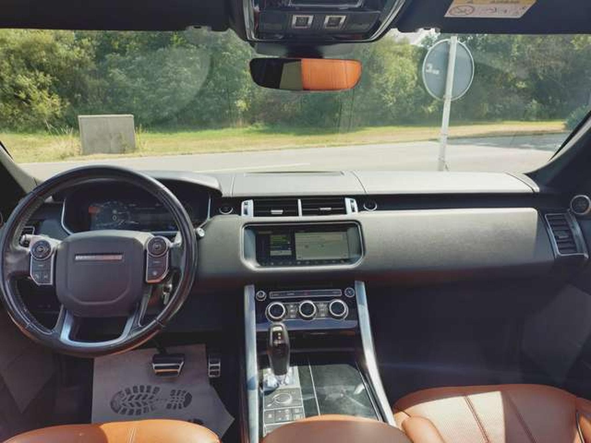 Land-Rover Range Rover Sport HSE (2017) - Photo 8