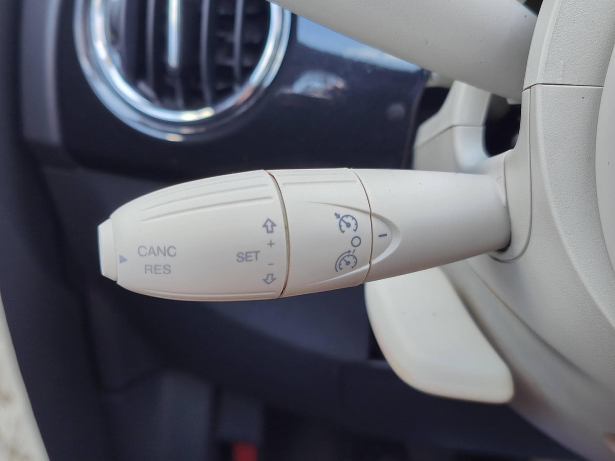 Fiat 500 1.2 CABRIO GPS CLIM CRUISE BLUETOOTH (2018) - Photo 14