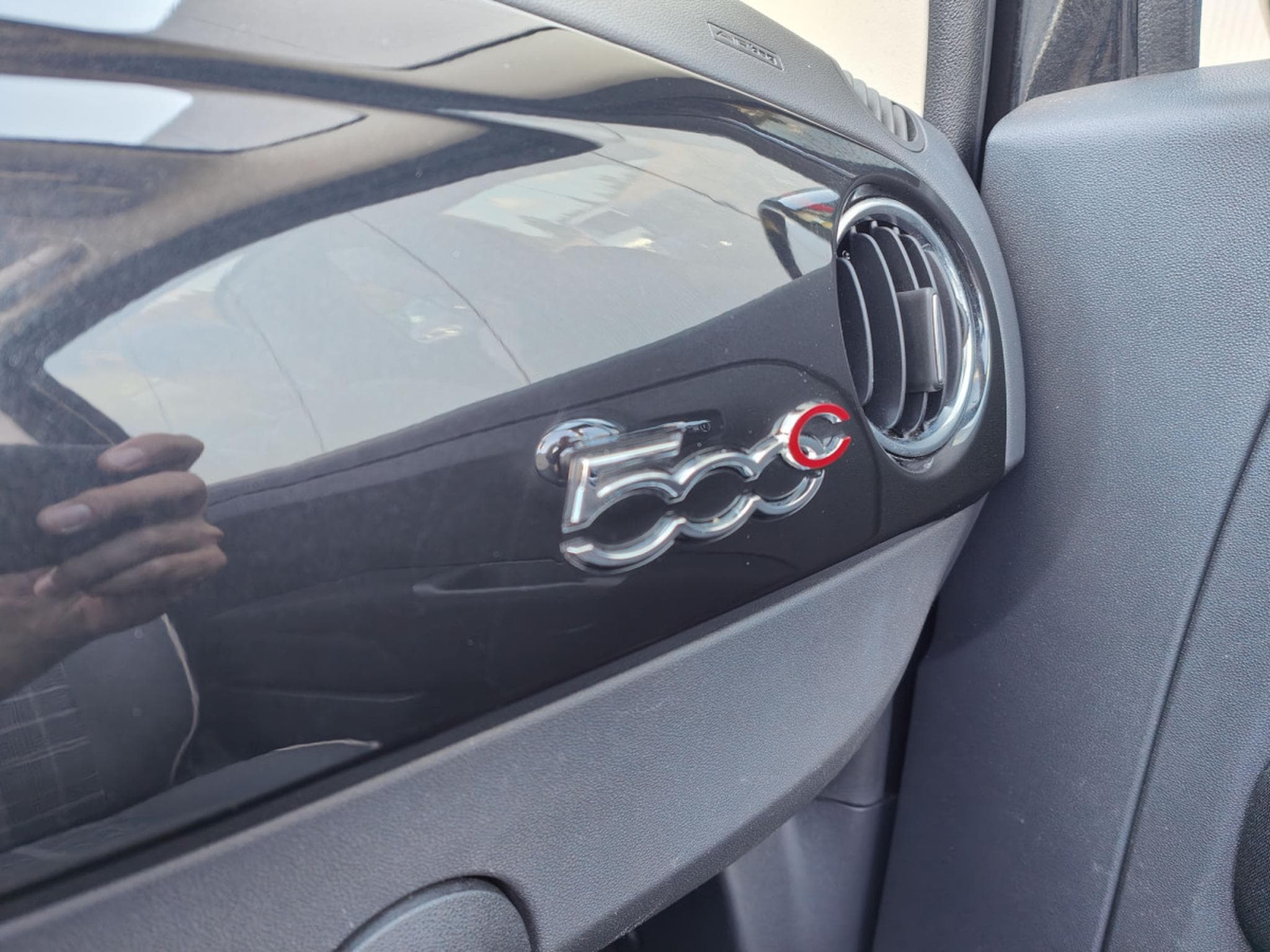 Fiat 500 1.2 CABRIO GPS CLIM CRUISE BLUETOOTH (2018) - Photo 22