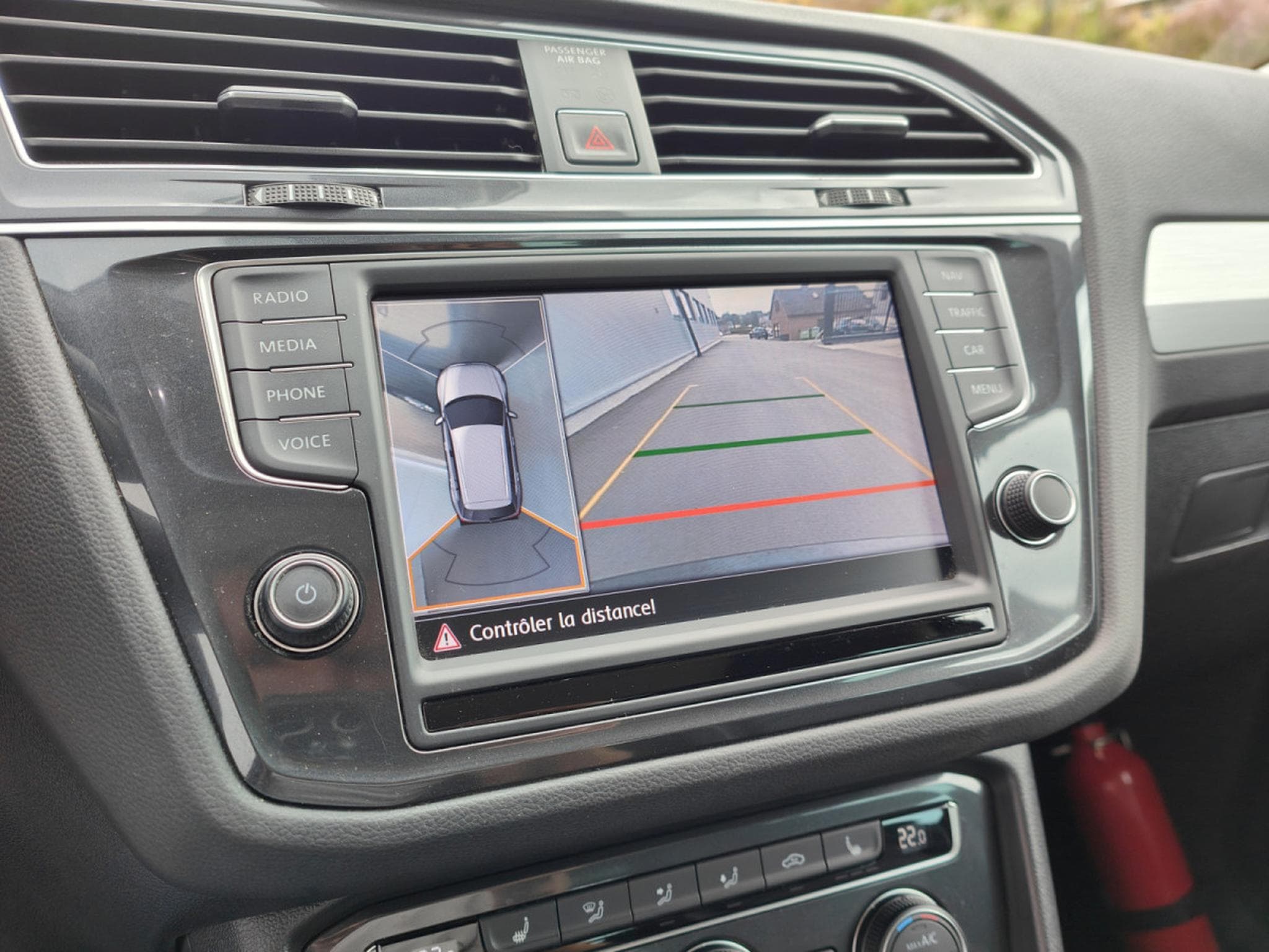 VW Tiguan 1.4 TSI CARPLAY TOIT OUVRANT CUIR GPS BLUETOOTH CAMERA (2017) - Photo 19