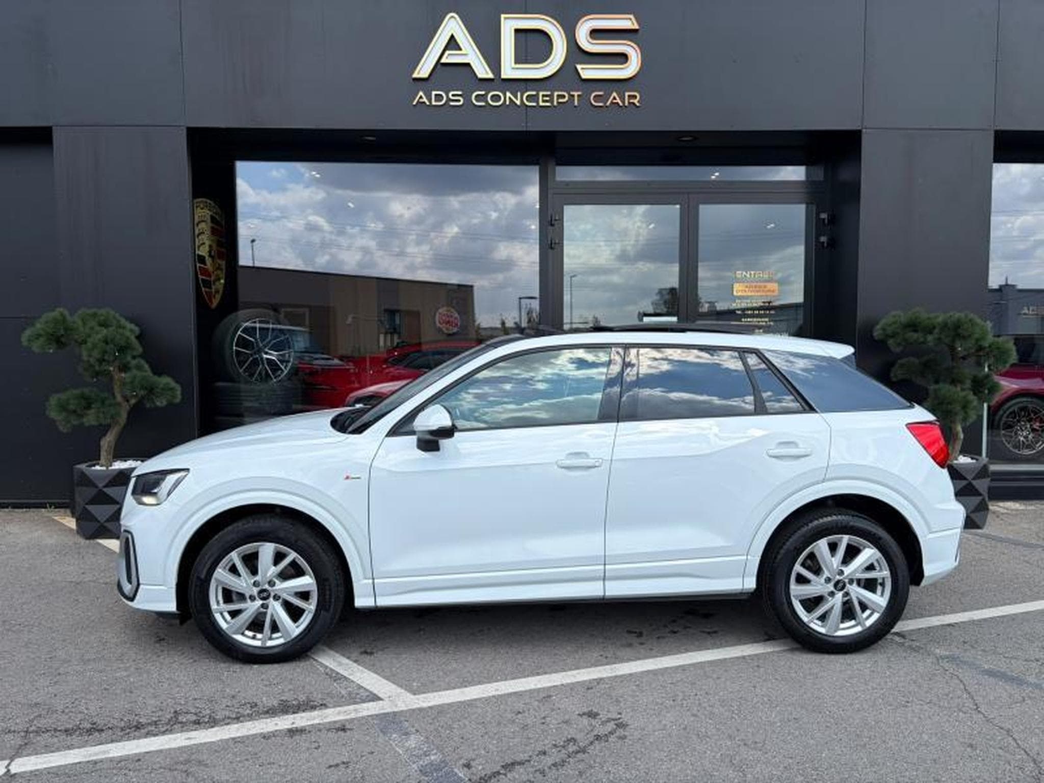 Audi Q2 S line/Toit Ouvrant/Sièges chauffants/ACC (2022) - Photo 4