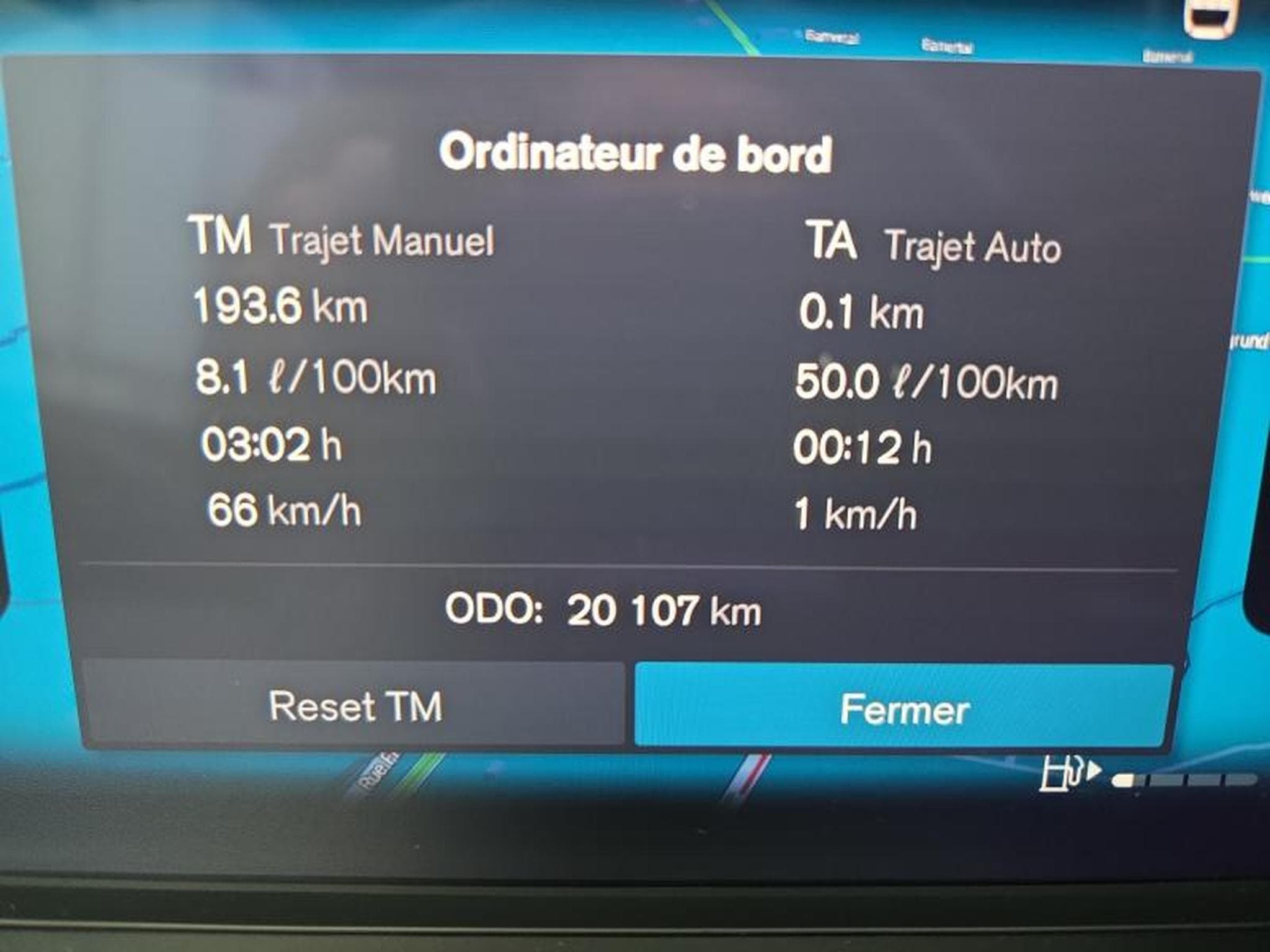 Volvo XC40 B3 Core 2026 / Essence (2025) - Photo 18