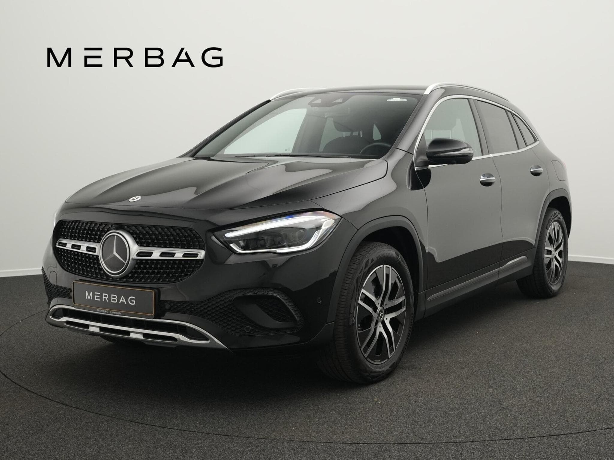 Mercedes GLA 250 4MATIC Off-Roader Multi+360°+Apple (2022) - Photo 1