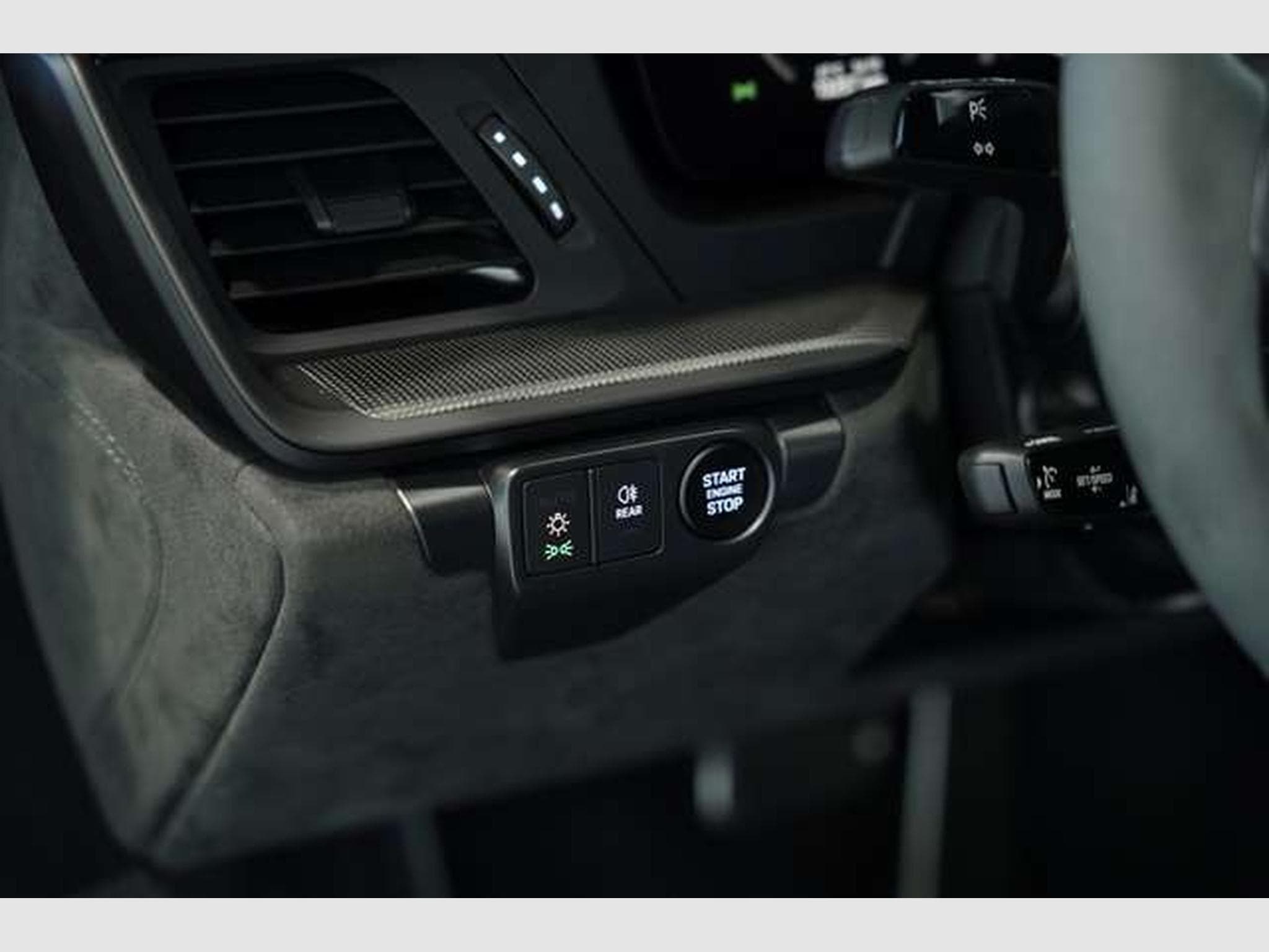 Porsche 911 Carrera GTS T-Hybrid *LIFT *Aero-Kit (2025) - Photo 32