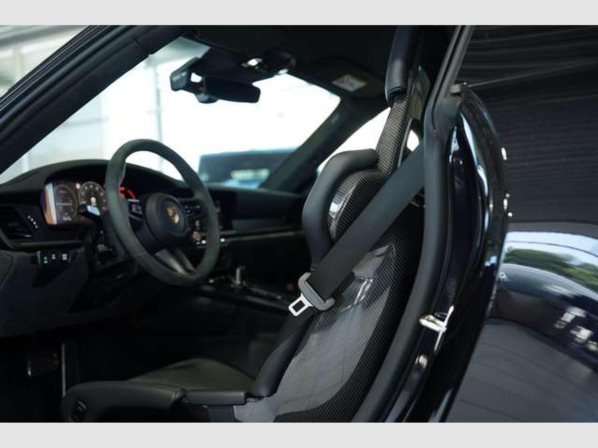 Porsche 911 Carrera GTS T-Hybrid *LIFT *Aero-Kit (2025) - Photo 48