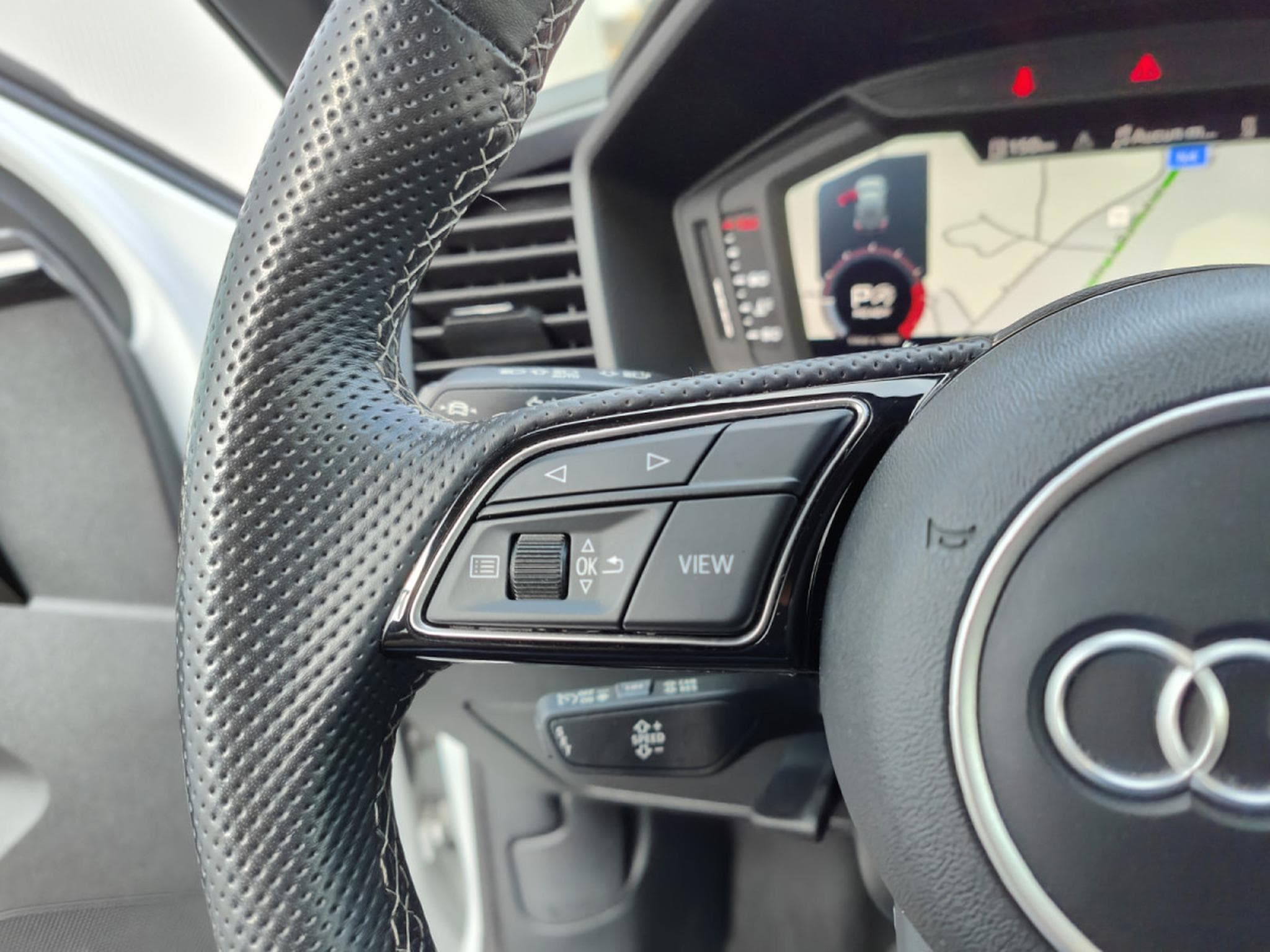 Audi A1 A1 SPORTBACK 30 TFSI S-LINE S-TRONIC CARPLAY ECLAIRAGE AMBIA (2023) - Photo 20