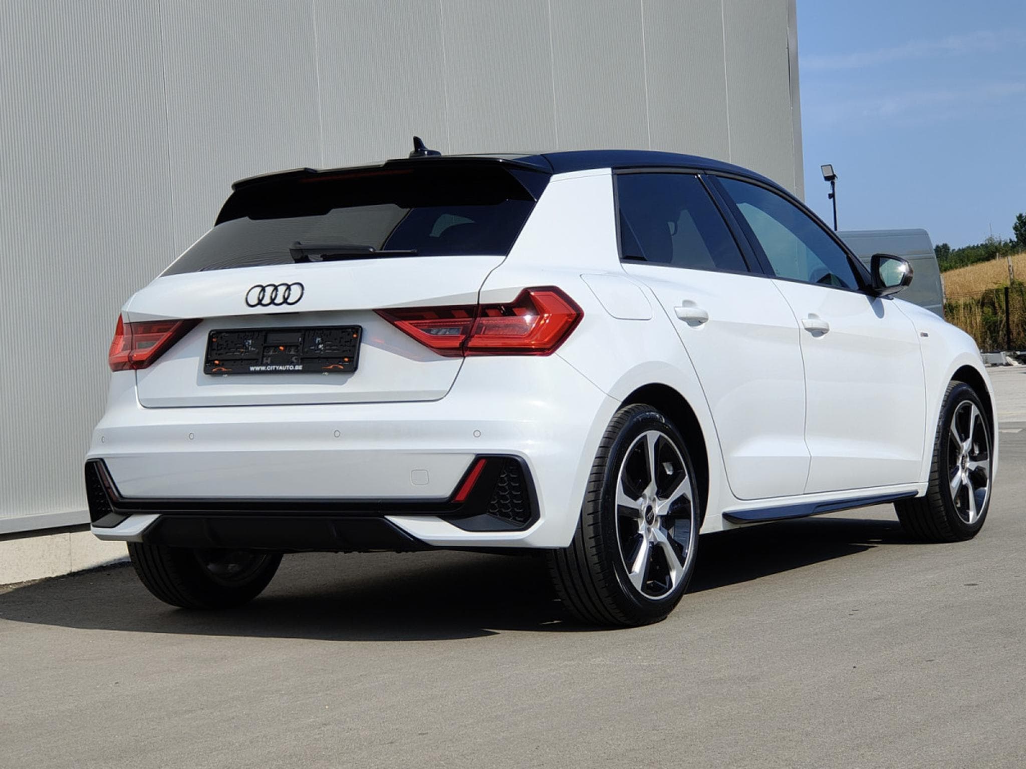 Audi A1 A1 SPORTBACK 30 TFSI S-LINE S-TRONIC CARPLAY ECLAIRAGE AMBIA (2023) - Photo 27