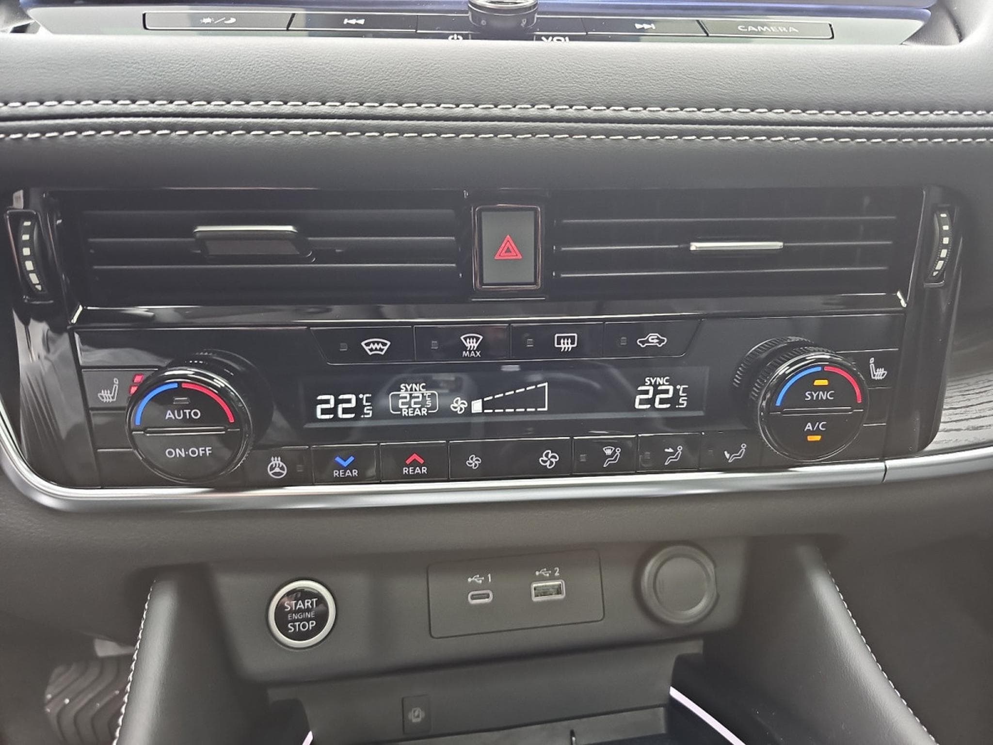 Nissan X-Trail 1.5 VC-T E-Power 204 AUTO Tekna (2026) - Photo 10