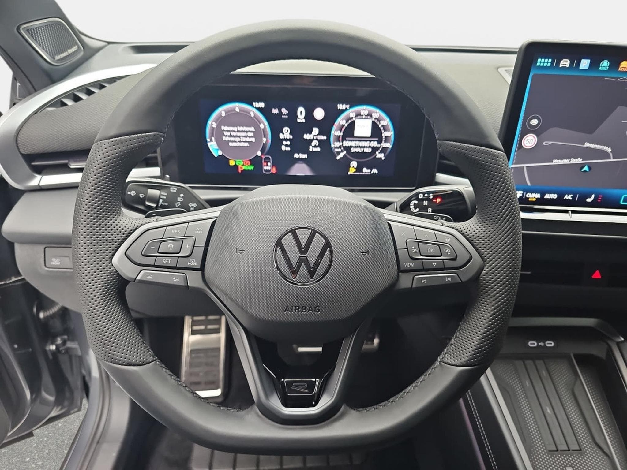VW T-Roc 1.5 eTSi 150 DSG R-Line (2026) - Photo 12