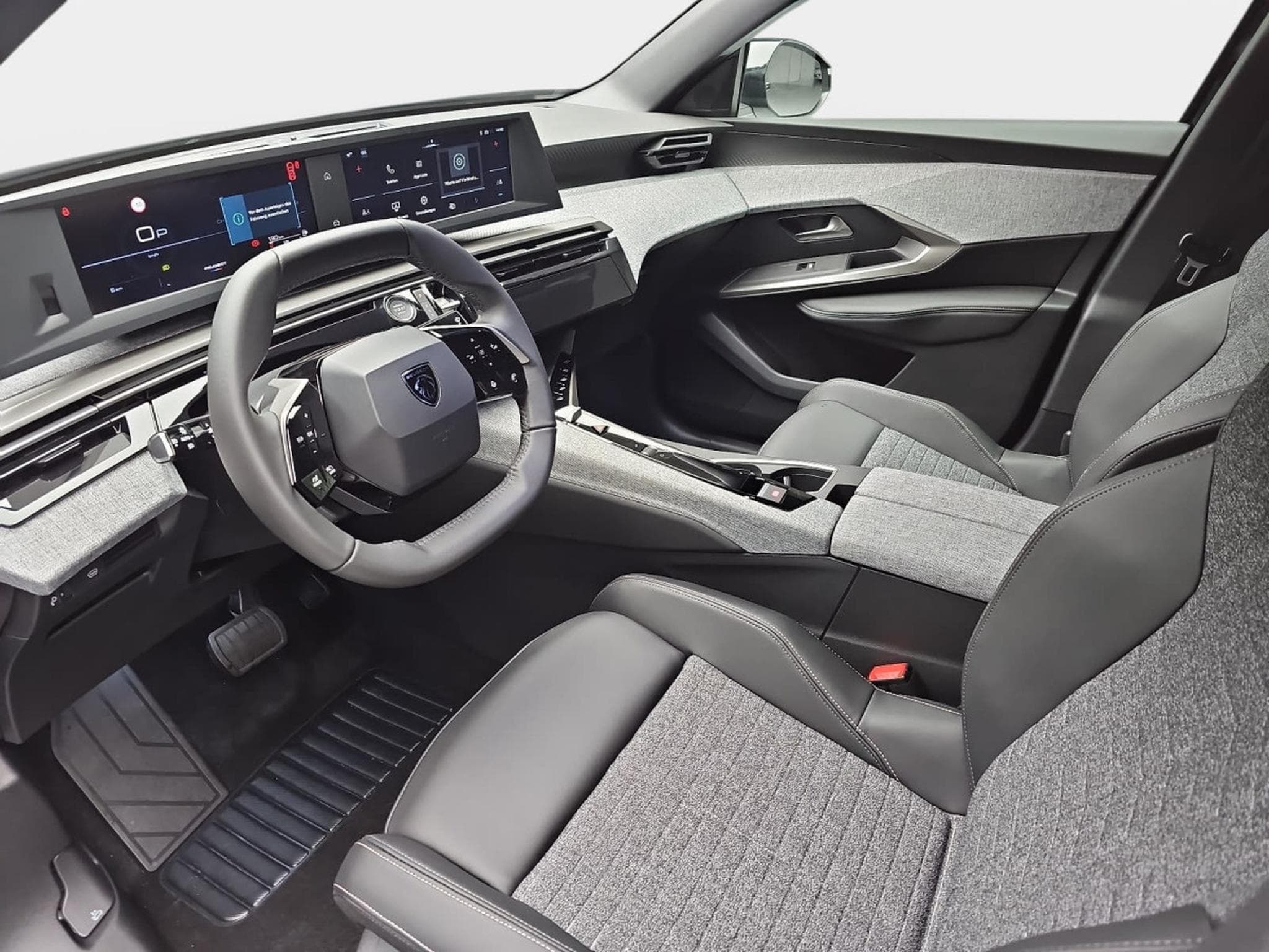 Peugeot 3008 1.2 Hybrid 145 E-DSC6 Allure (2025) - Photo 8