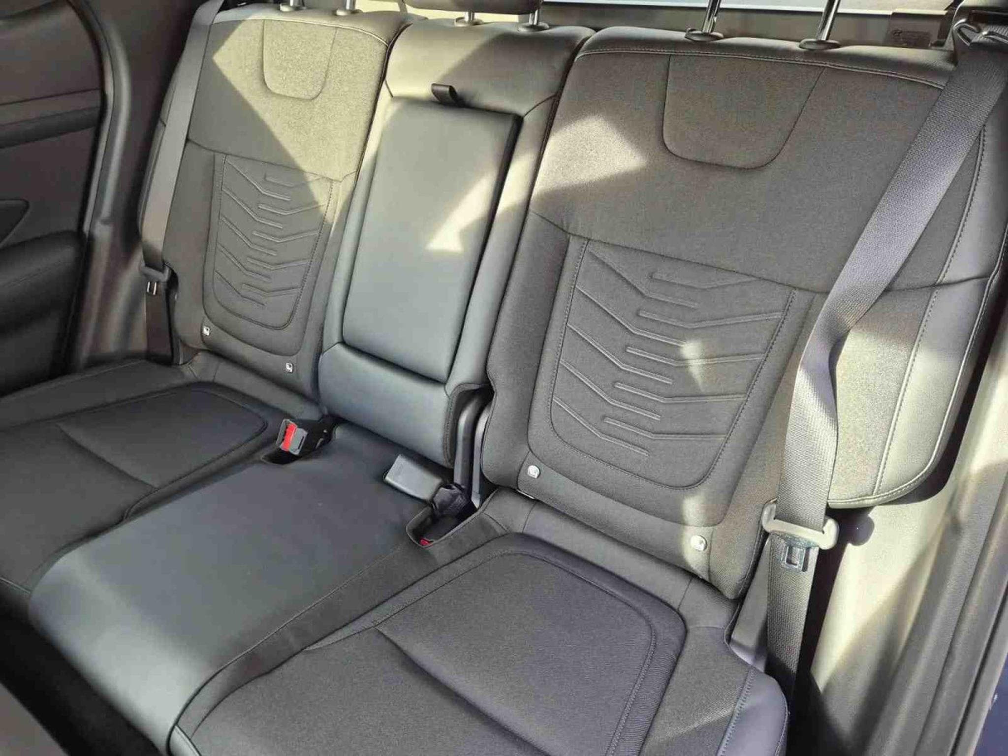 Hyundai Tucson 1.6 T-GDI 150  AT (2026) - Photo 9