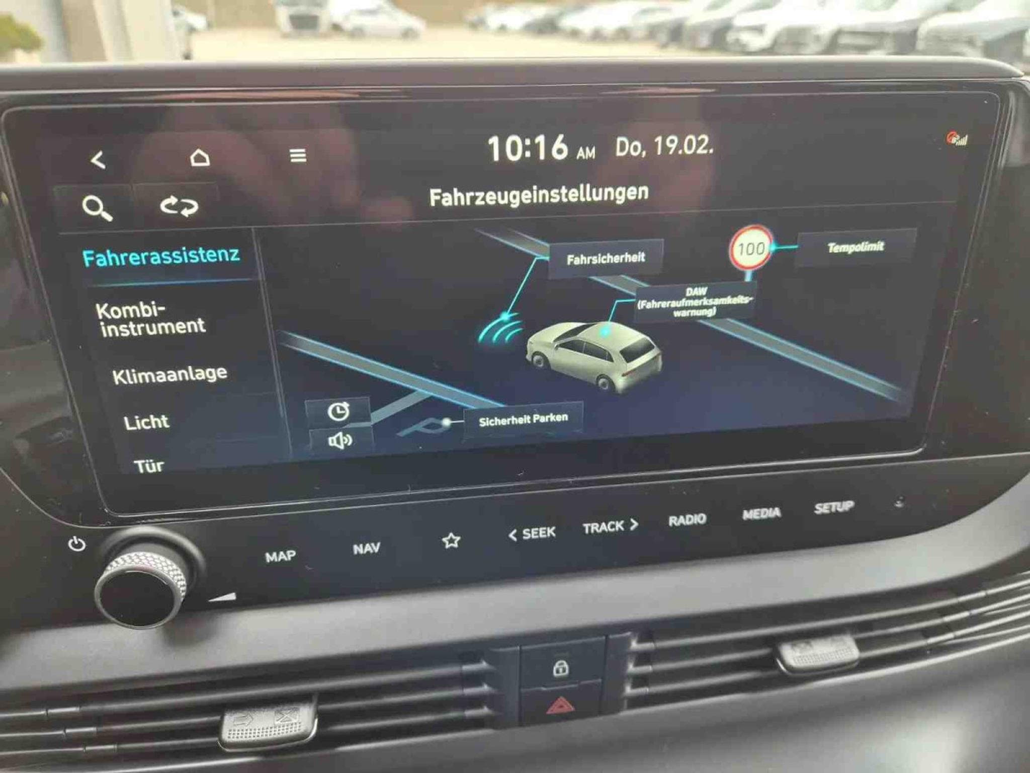 Hyundai i20 1.0T-GDI AT 90 Trend (2026) - Photo 15