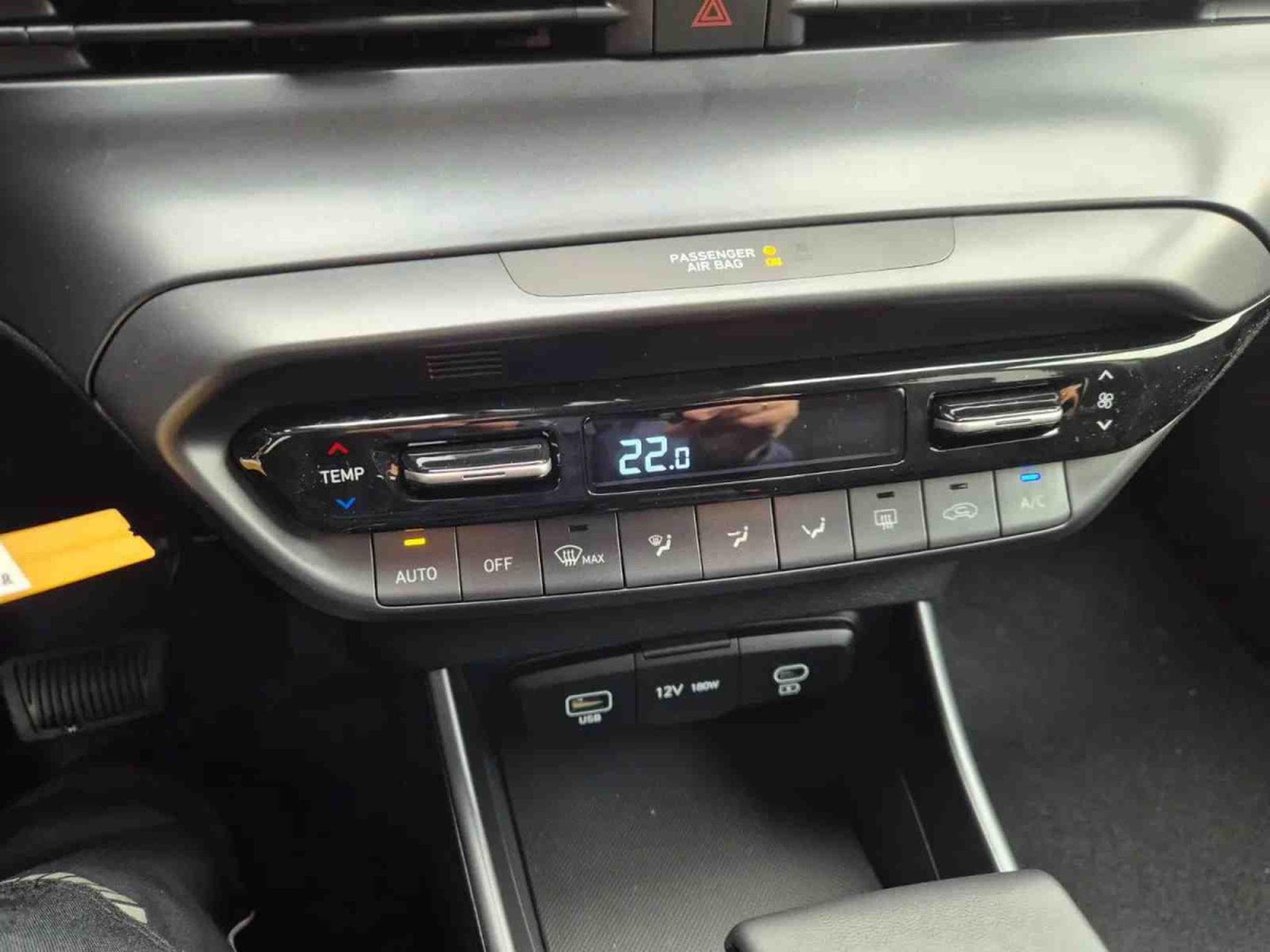 Hyundai i20 1.0T-GDI AT 90 Trend (2026) - Photo 18