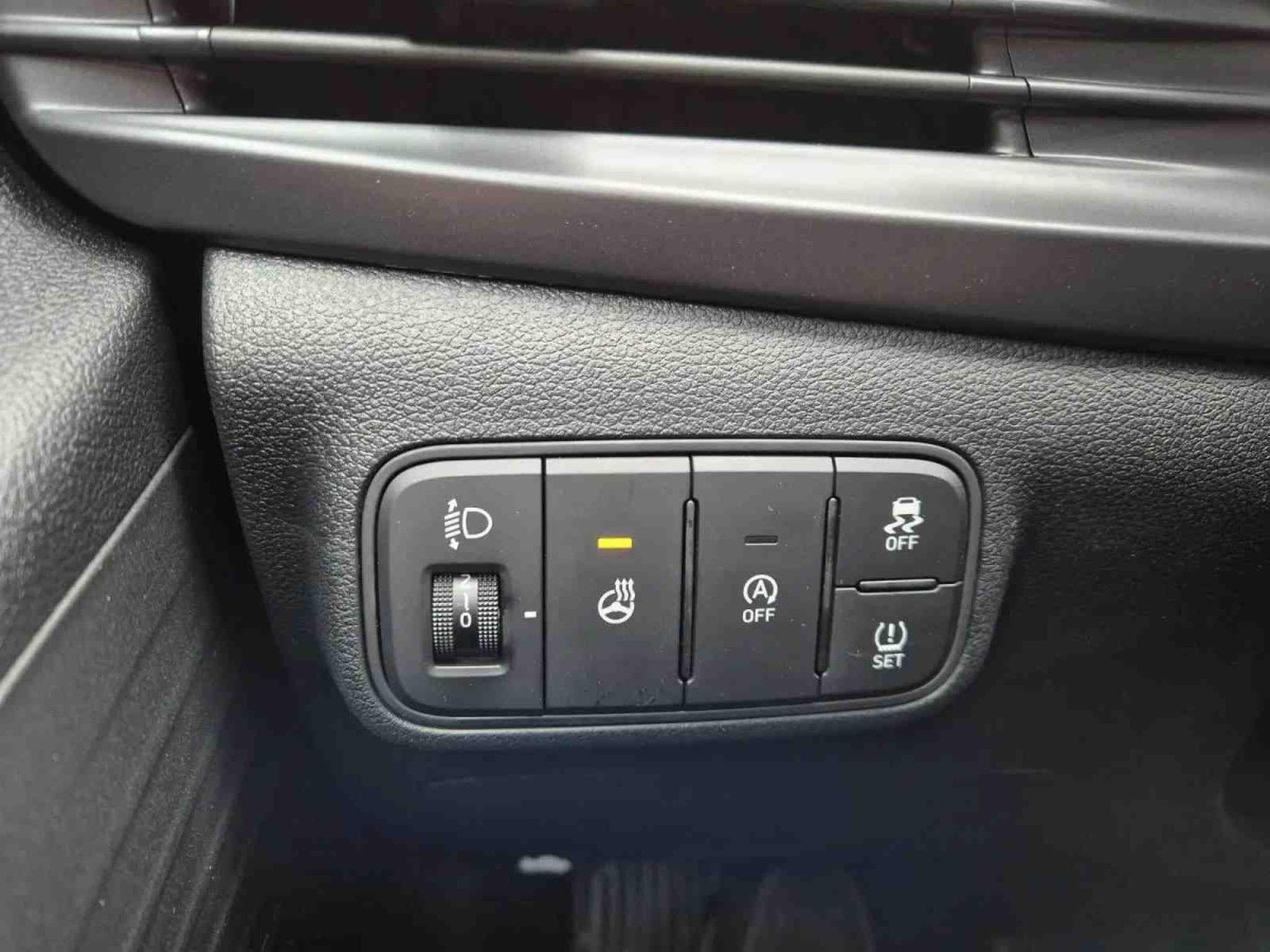 Hyundai i20 1.0T-GDI 90 AT Trend (2026) - Photo 11