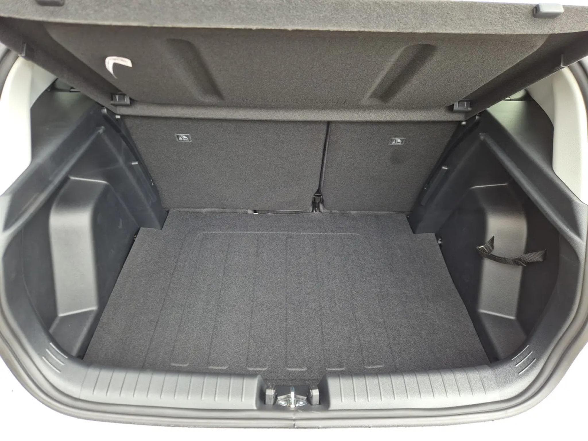 Hyundai i20 1.0T-GDI 90 Trend (2026) - Photo 15