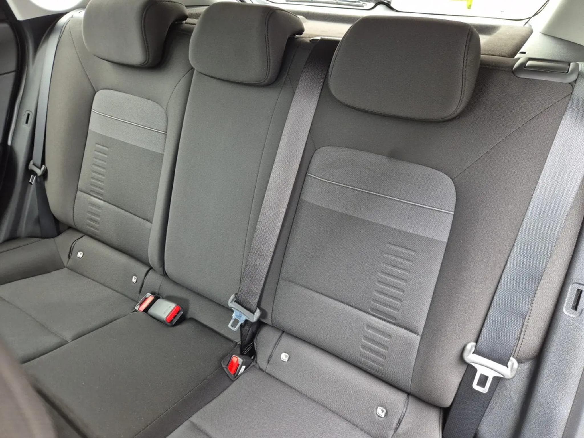 Hyundai i20 1.0T-GDI 90 Trend (2026) - Photo 9