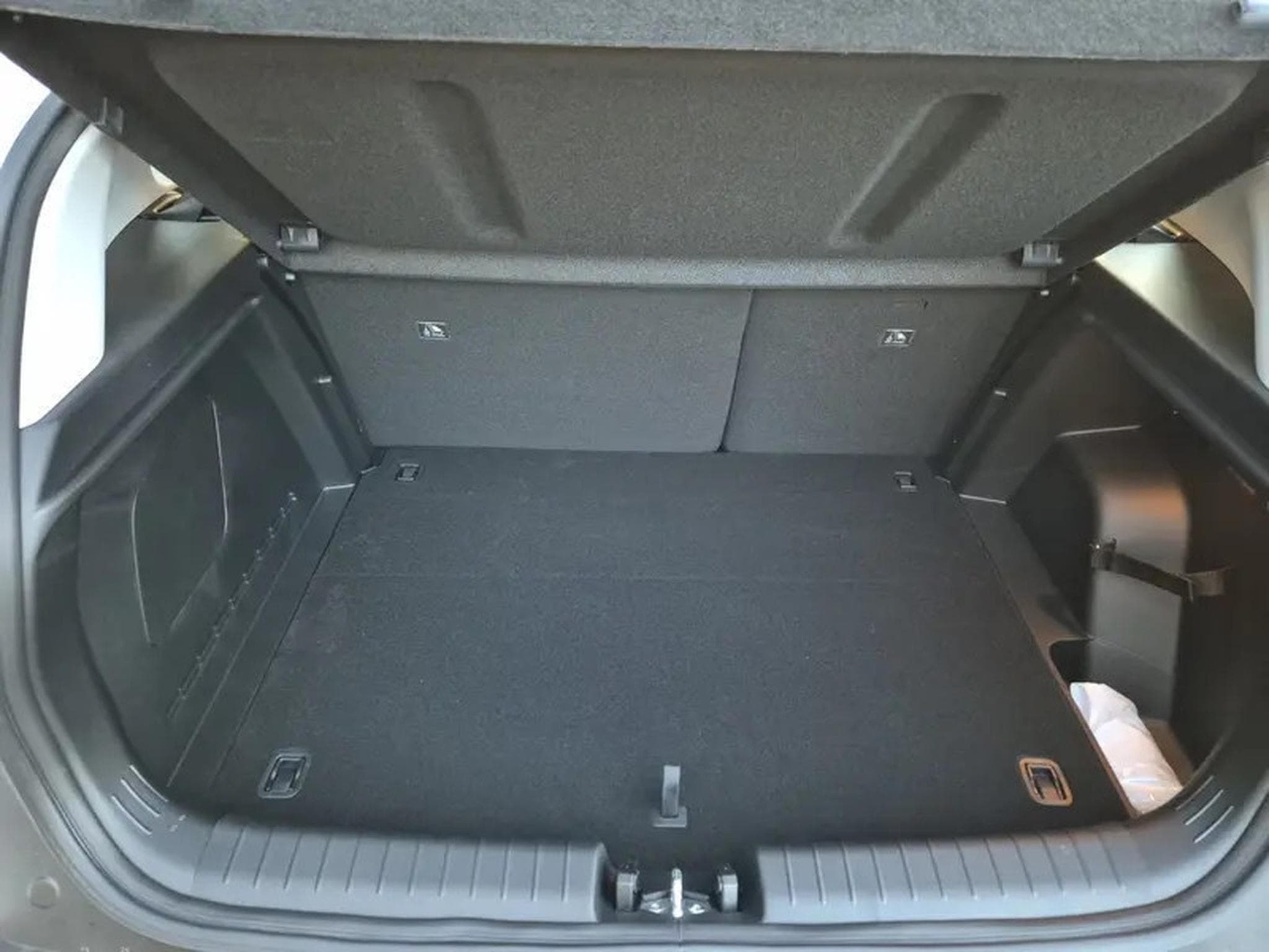 Hyundai Bayon 1.0T-GDI 90 Trend (2026) - Photo 10