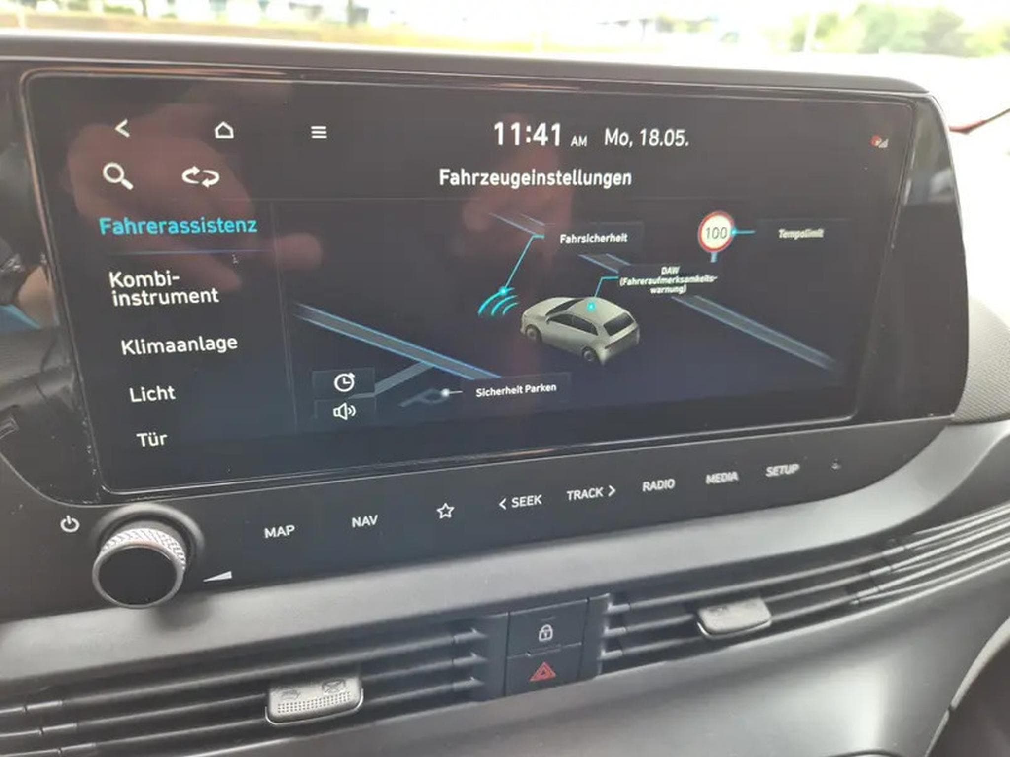 Hyundai Bayon 1.0T-GDI 90 AT Trend (2026) - Photo 10